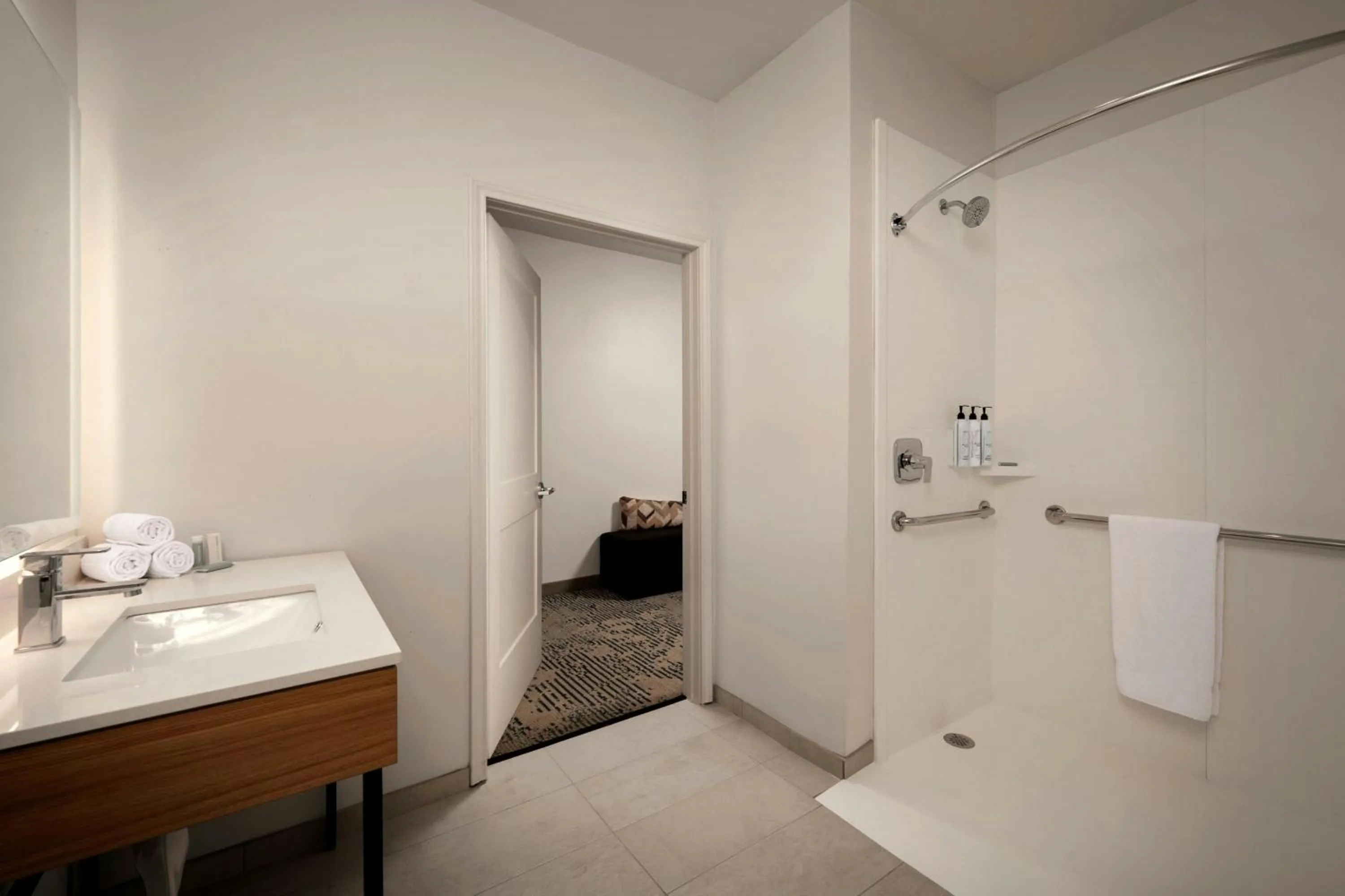 Bathroom in SpringHill Suites by Marriott Houston Brookhollow