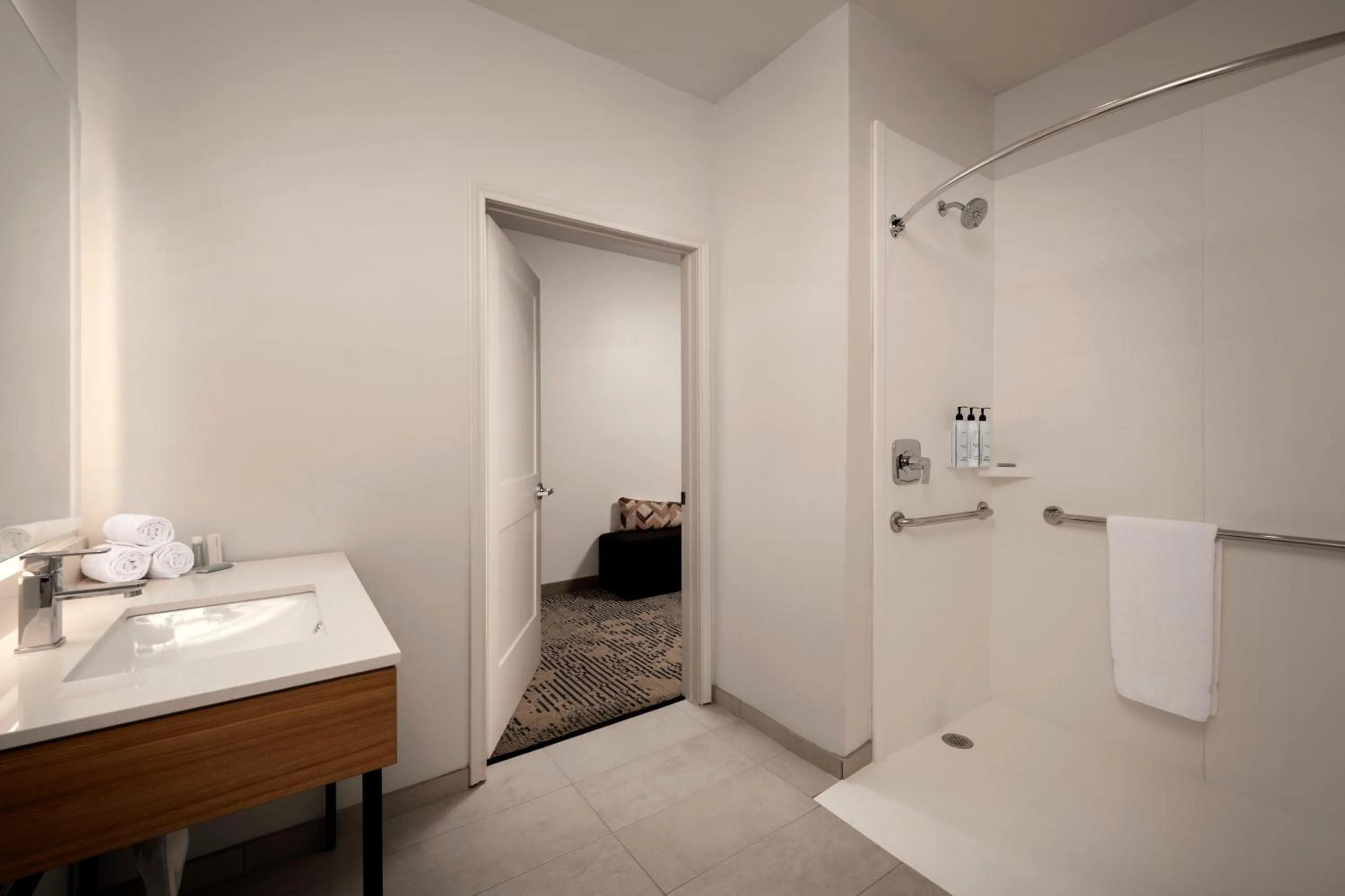 Bathroom in SpringHill Suites by Marriott Houston Brookhollow