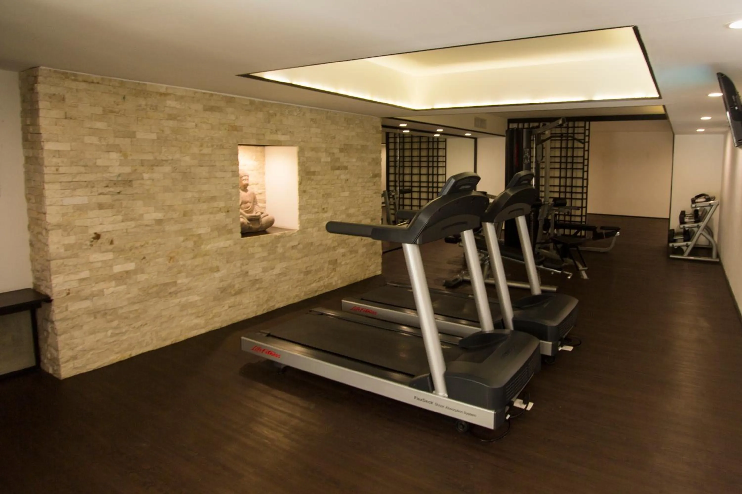 Fitness centre/facilities in Aldea Thai by Mistik Vacation Rentals