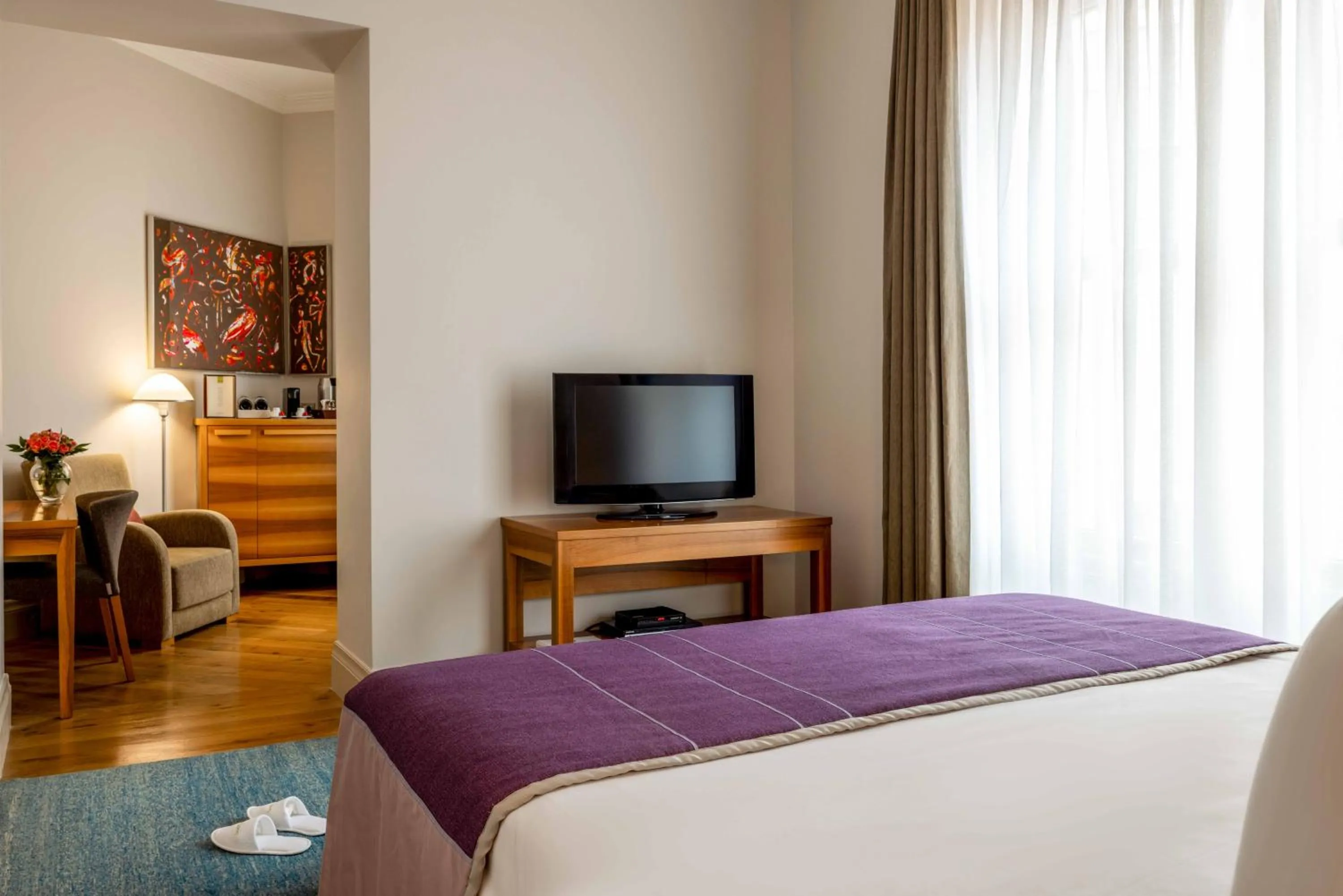 TV and multimedia, Bed in Tomtom Suites