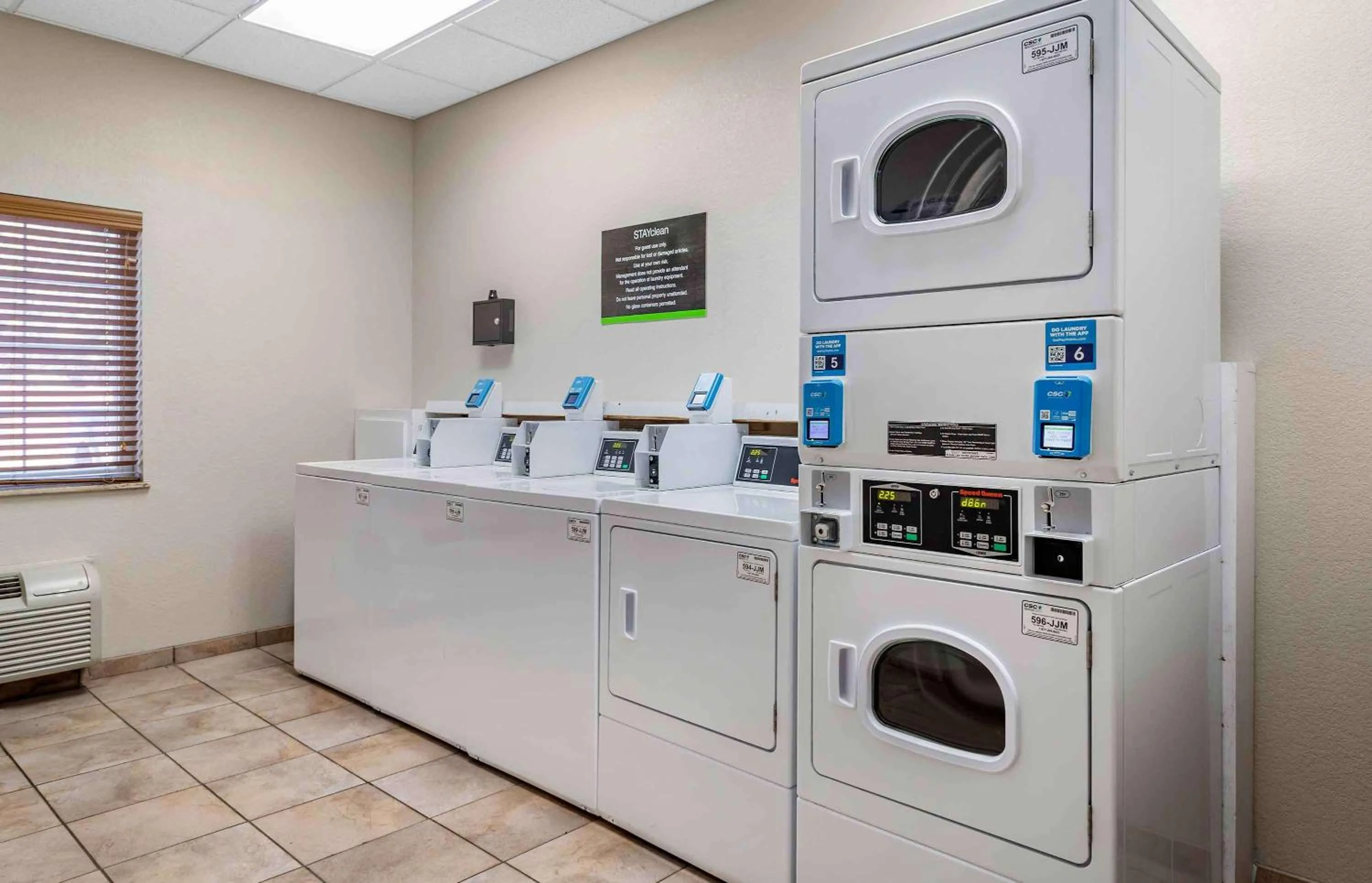 Property building in Extended Stay America Suites - Houston - Kingwood