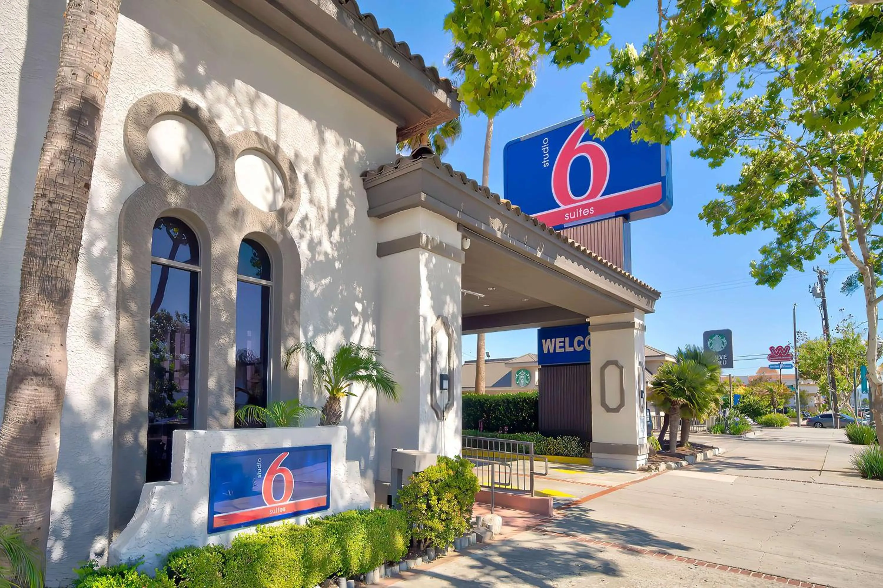 Property building in Studio 6 Suites Lawndale, CA South Bay