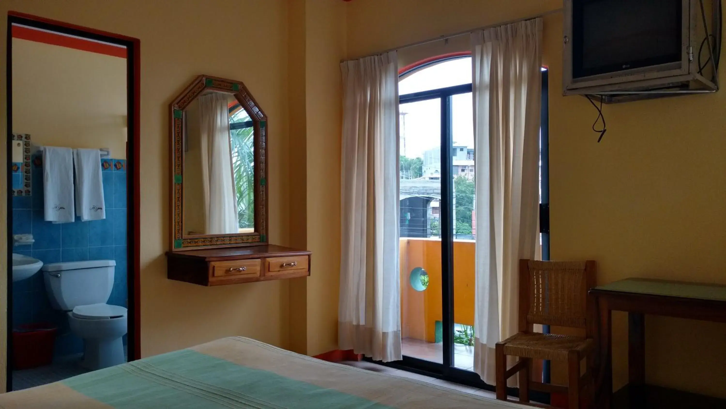 Standard Double Room in El Tucan Standard Double Room in El Tucan