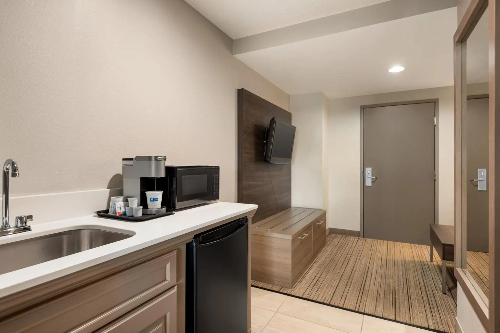 Photo of the whole room in Holiday Inn Express Hotel & Suites Fredericksburg by IHG