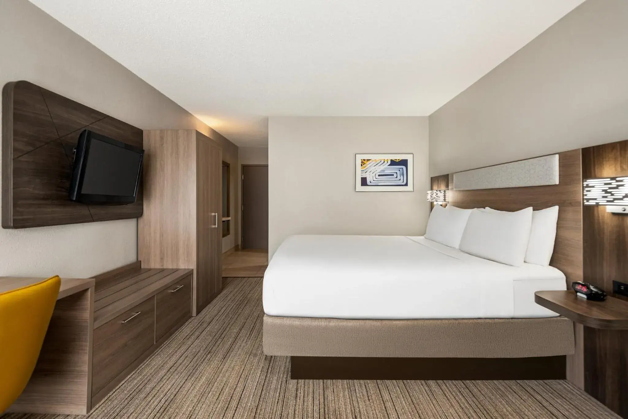 Photo of the whole room, Bed in Holiday Inn Express Hotel & Suites Fredericksburg by IHG Photo of the whole room, Bed in Holiday Inn Express Hotel & Suites Fredericksburg by IHG