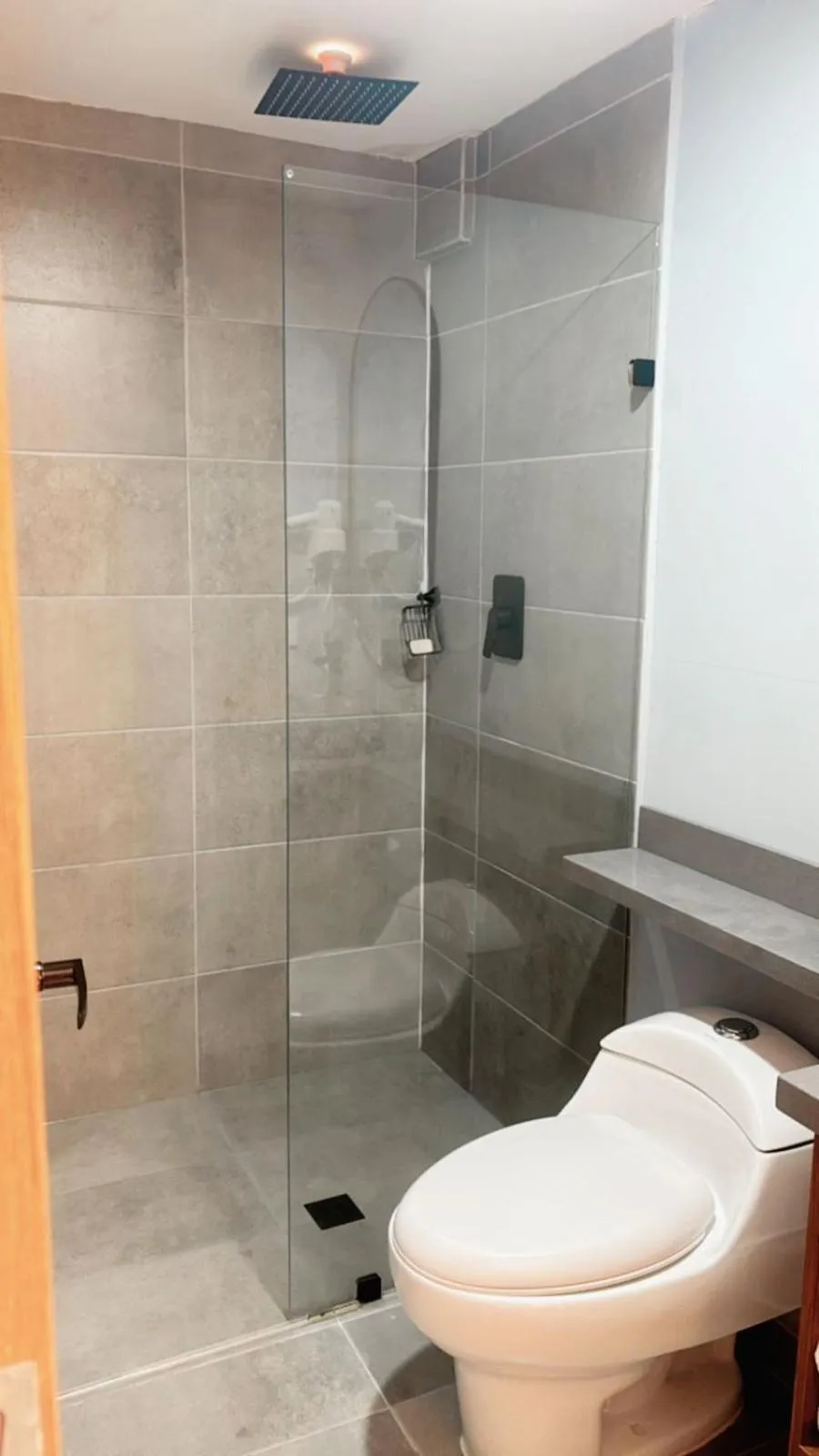 Shower in Hotel Boutique Laureles Medellin (HBL)