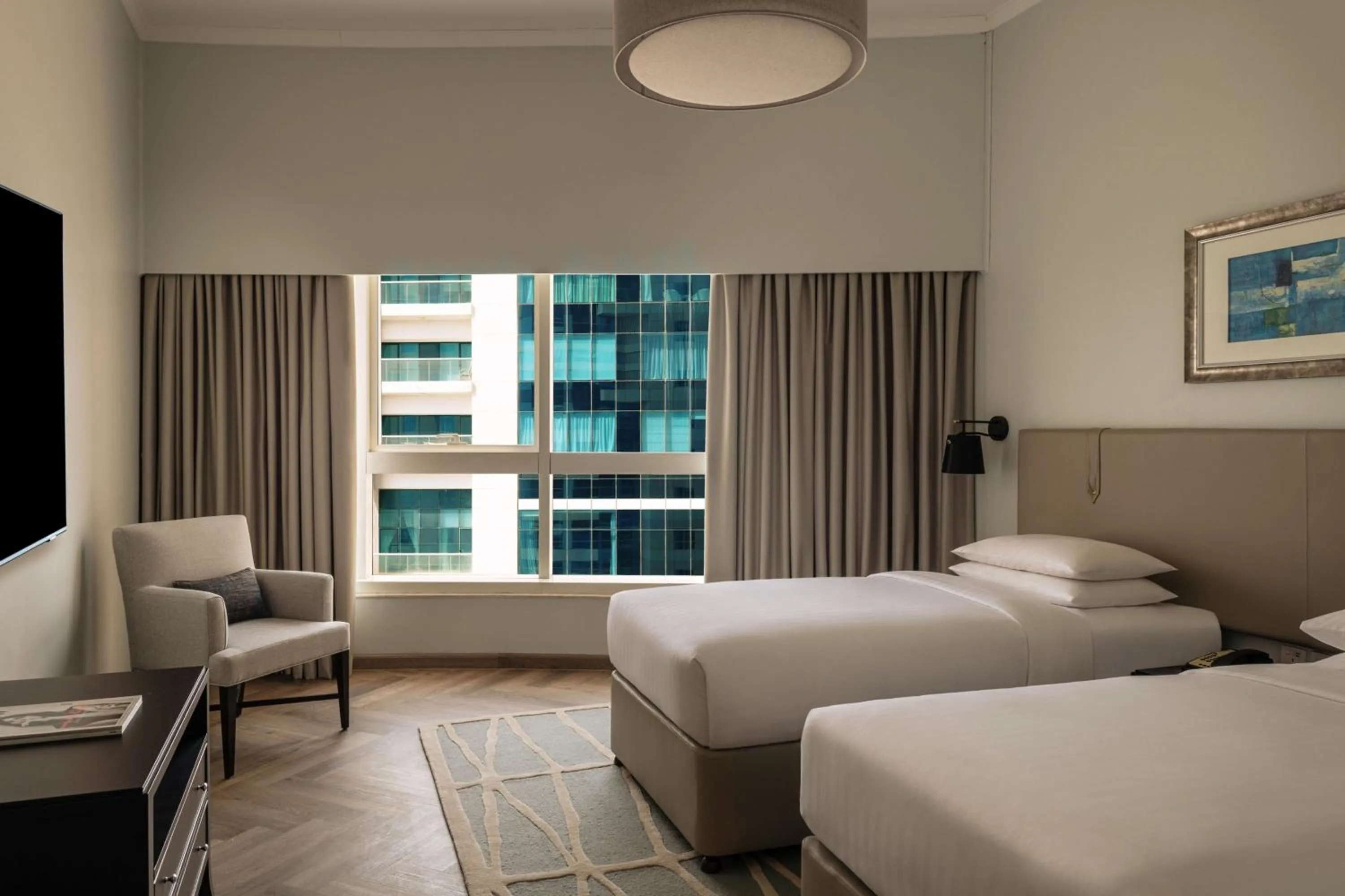 Bedroom, Bed in Dubai Marriott Harbour Hotel And Suites