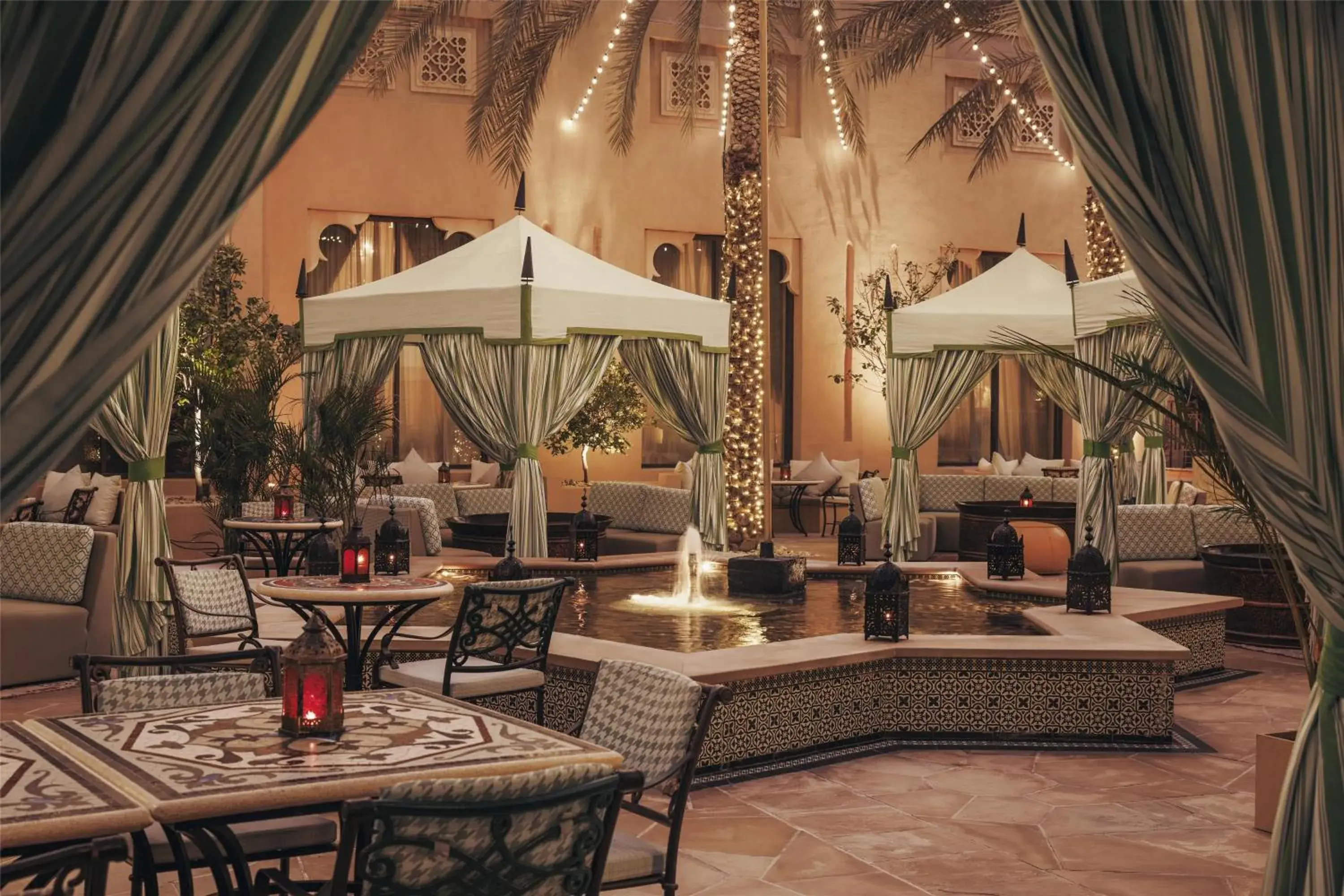 Restaurant/places to eat in One&Only Royal Mirage Resort Dubai Restaurant/places to eat in One&Only Royal Mirage Resort Dubai