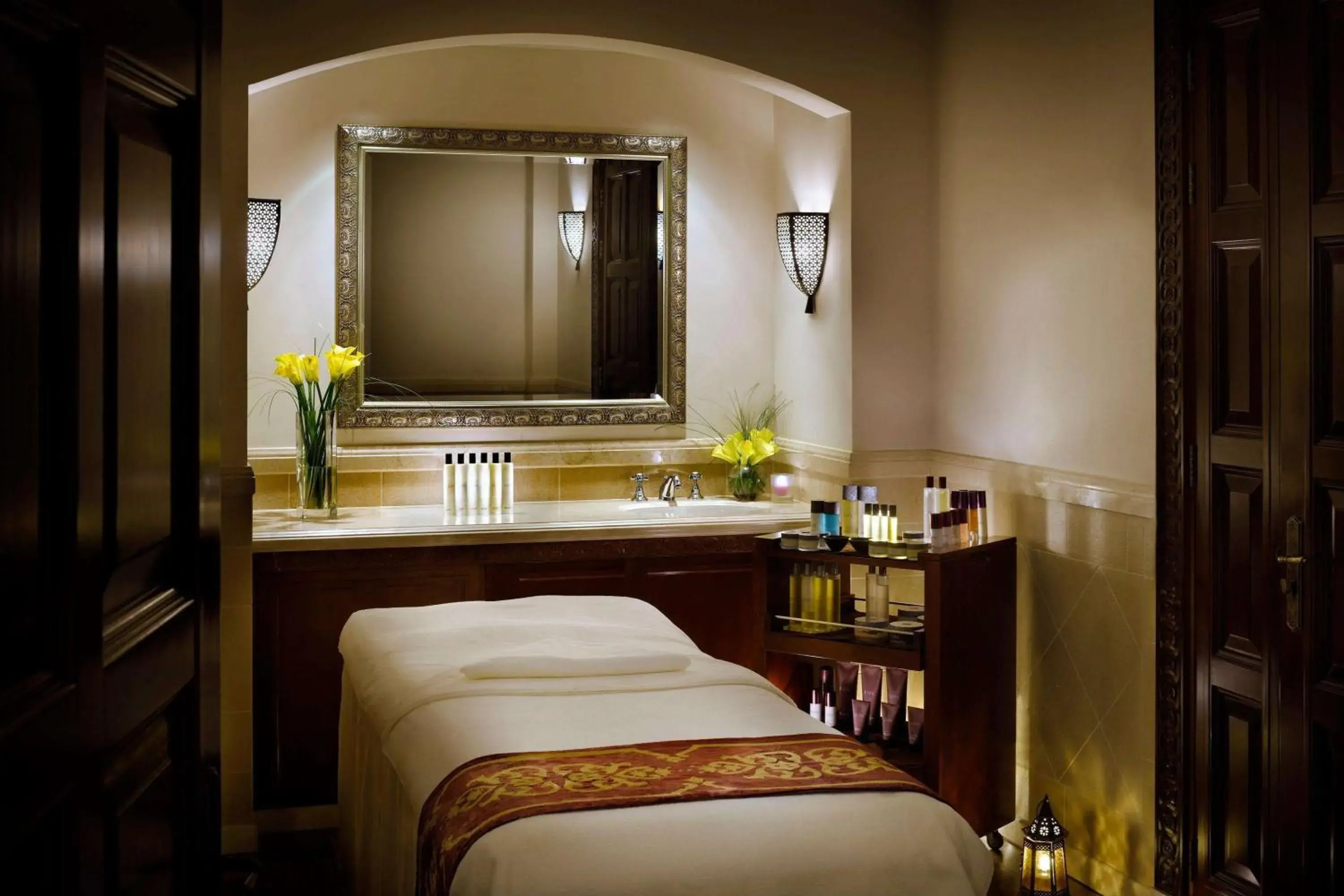 Spa and wellness centre/facilities, Bed in One&Only Royal Mirage Resort Dubai Spa and wellness centre/facilities, Bed in One&Only Royal Mirage Resort Dubai