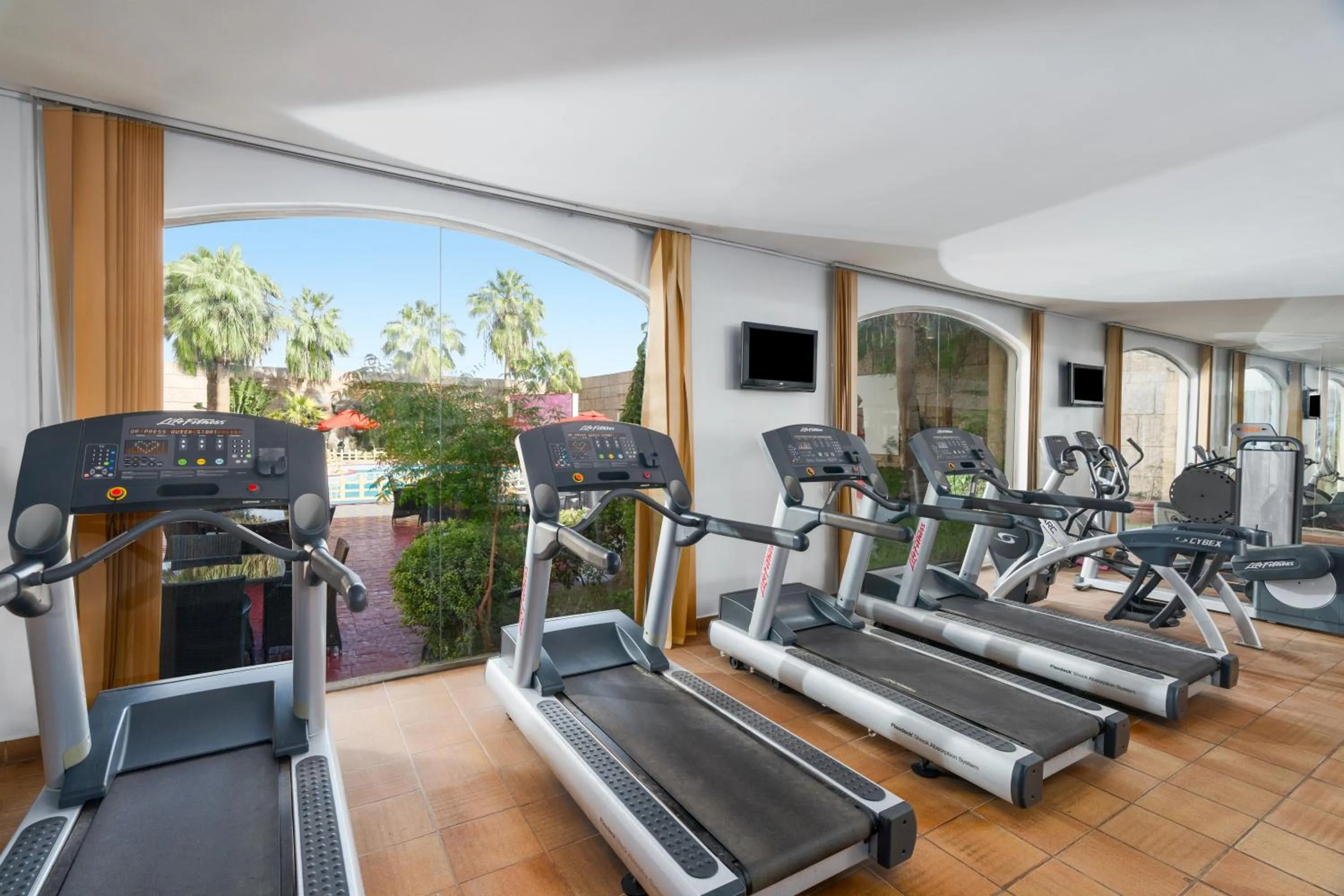 Spa and wellness centre/facilities in Mövenpick Hotel Jeddah