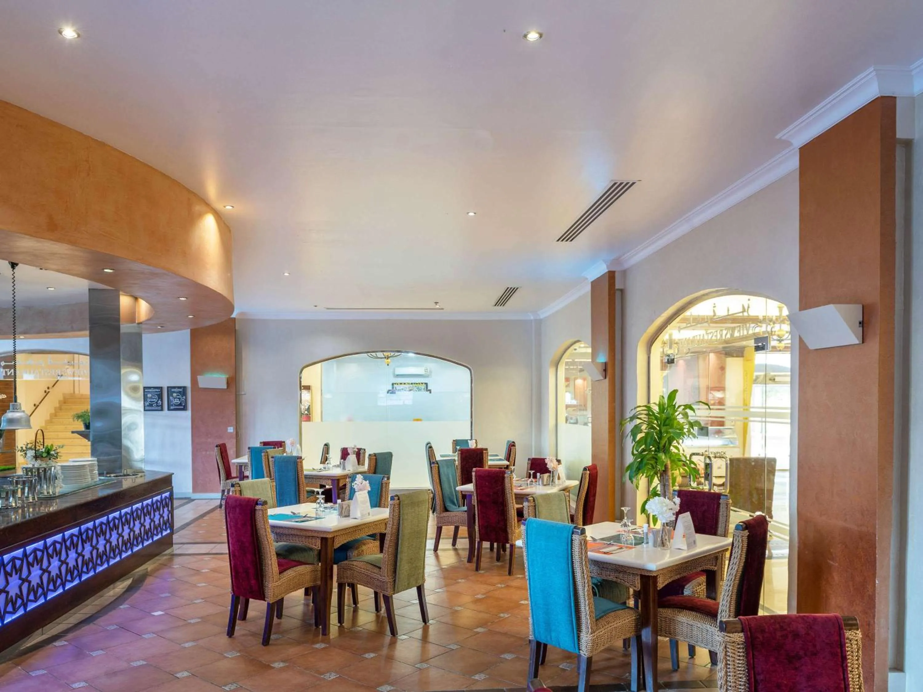 Restaurant/places to eat in Mövenpick Hotel Jeddah