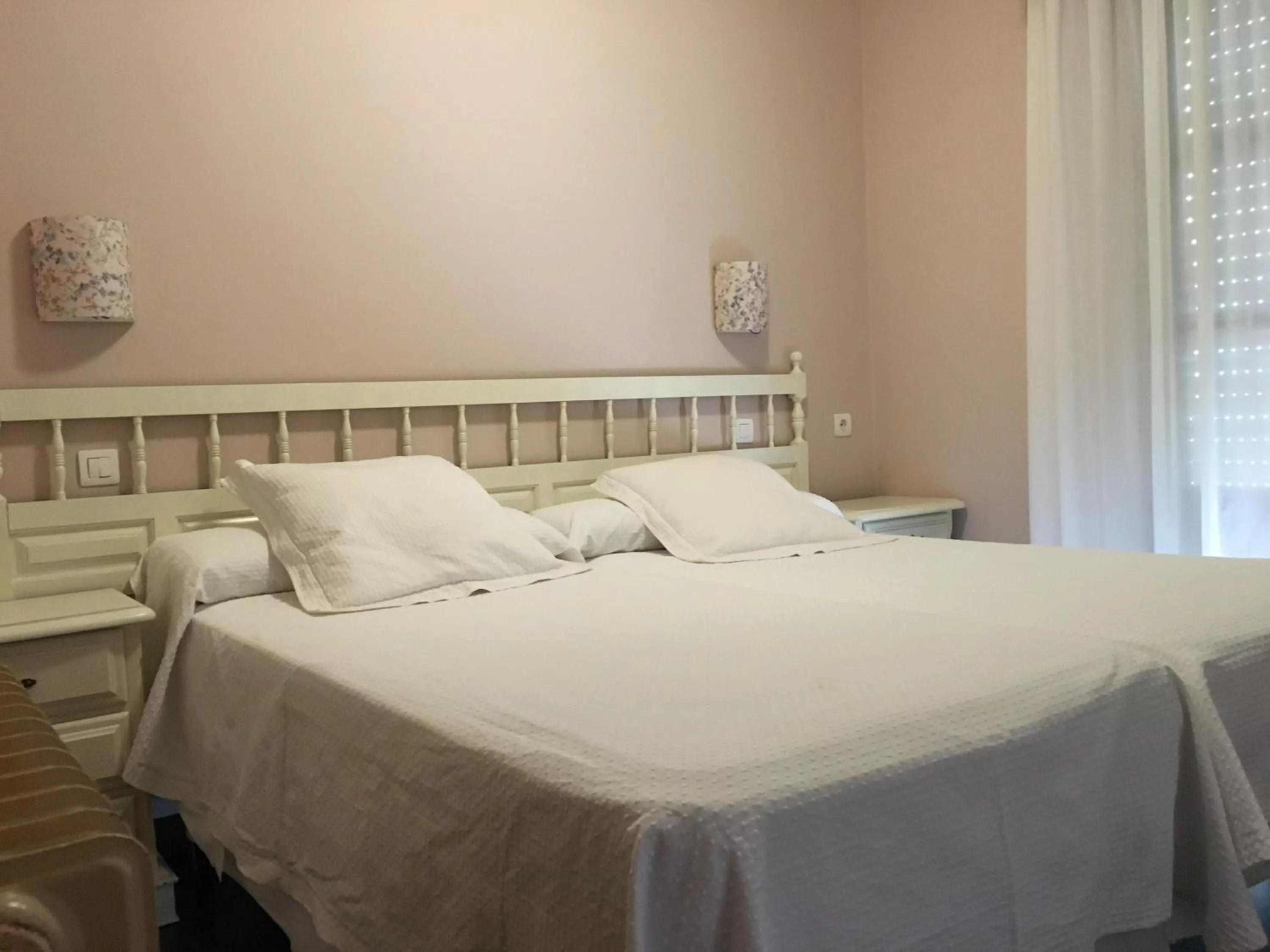 Bed in Hostal Restaurante Méndez