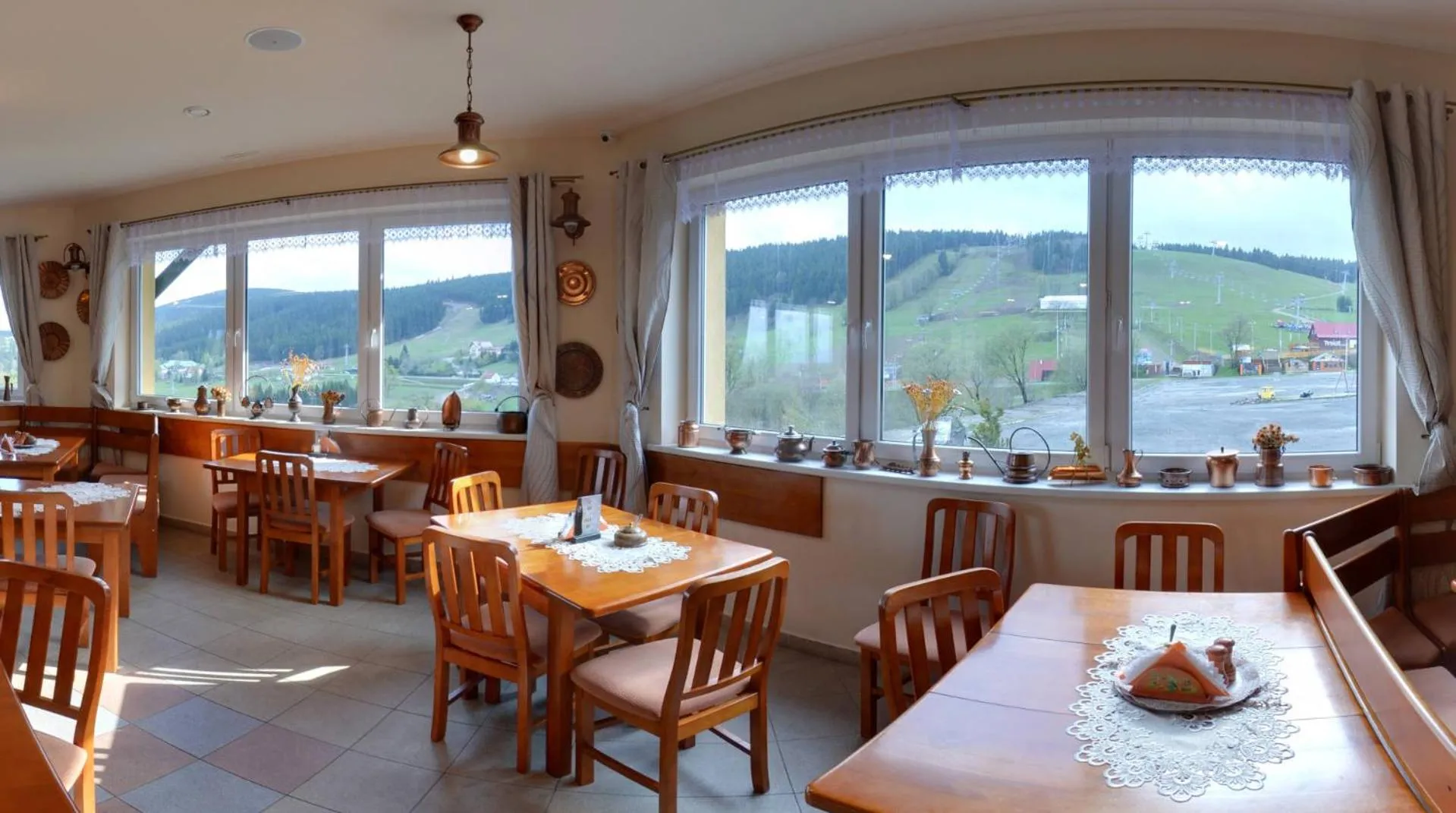 Restaurant/places to eat in Agal Zieleniec