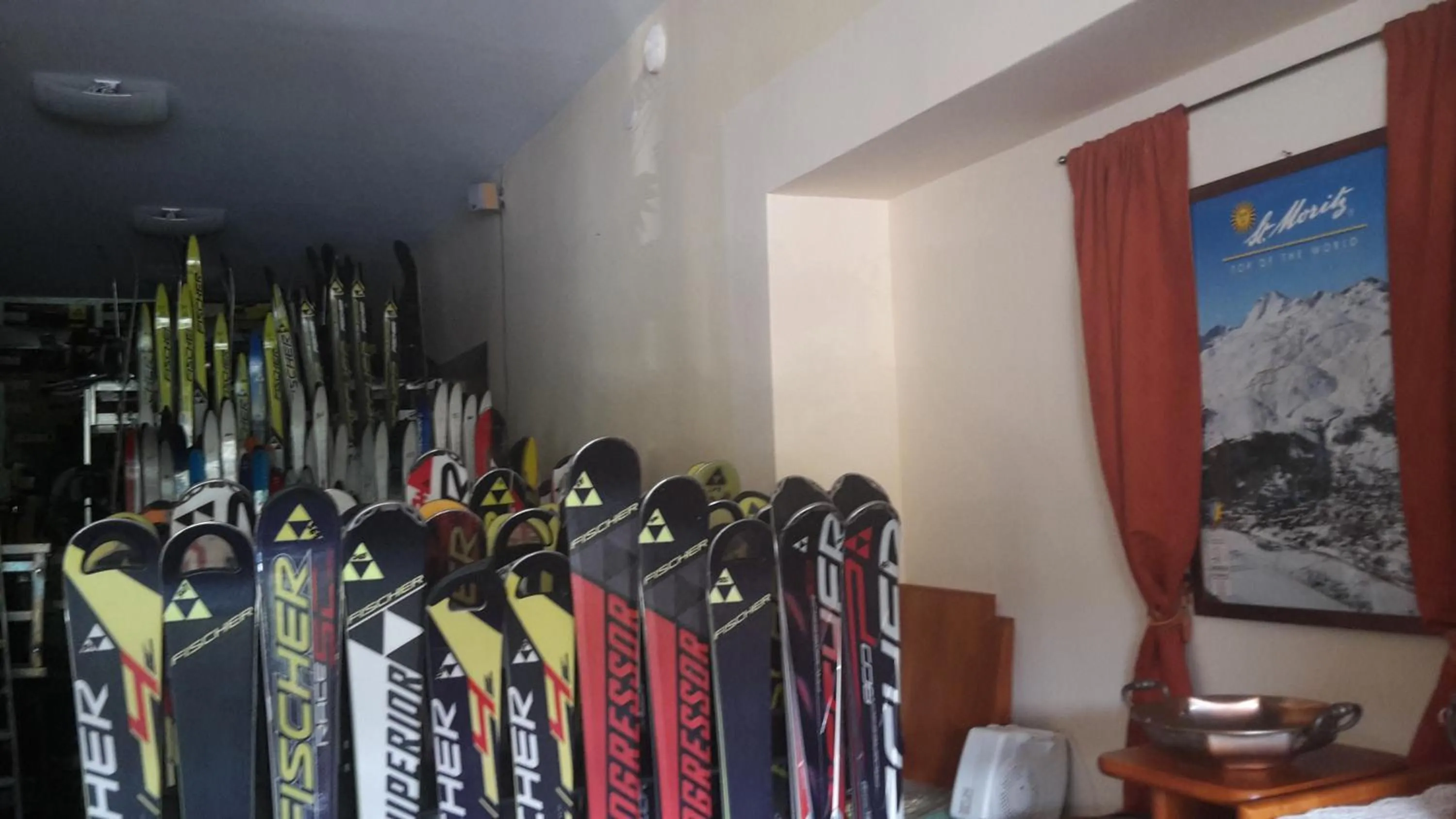 On-site shops in Agal Zieleniec