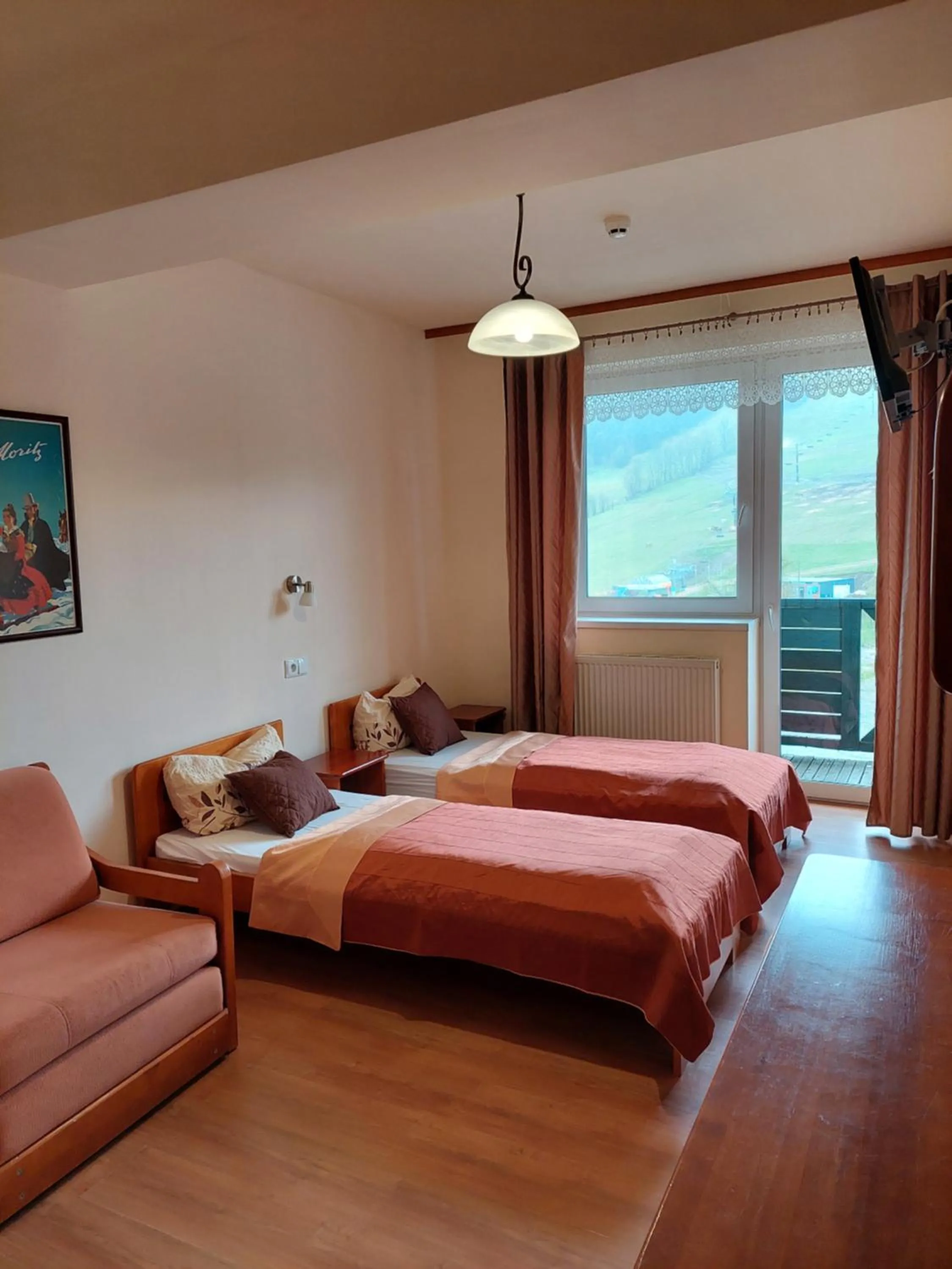 Photo of the whole room, Bed in Agal Zieleniec