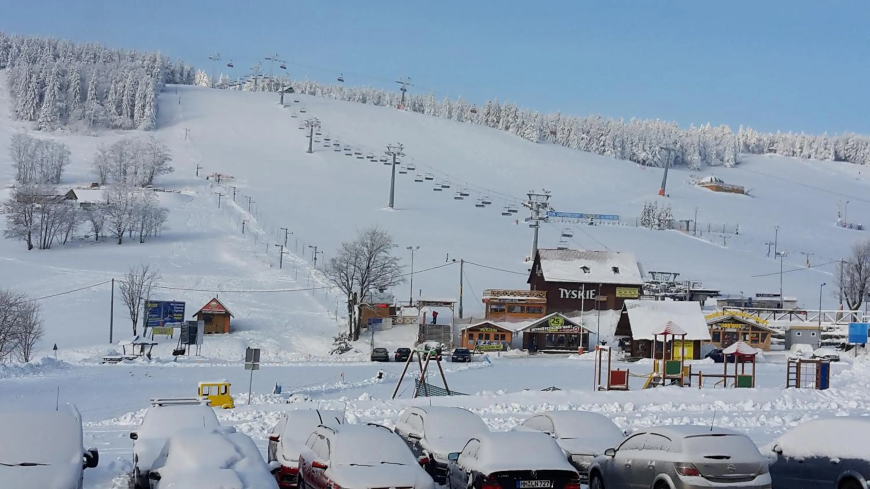 Skiing in Agal Zieleniec