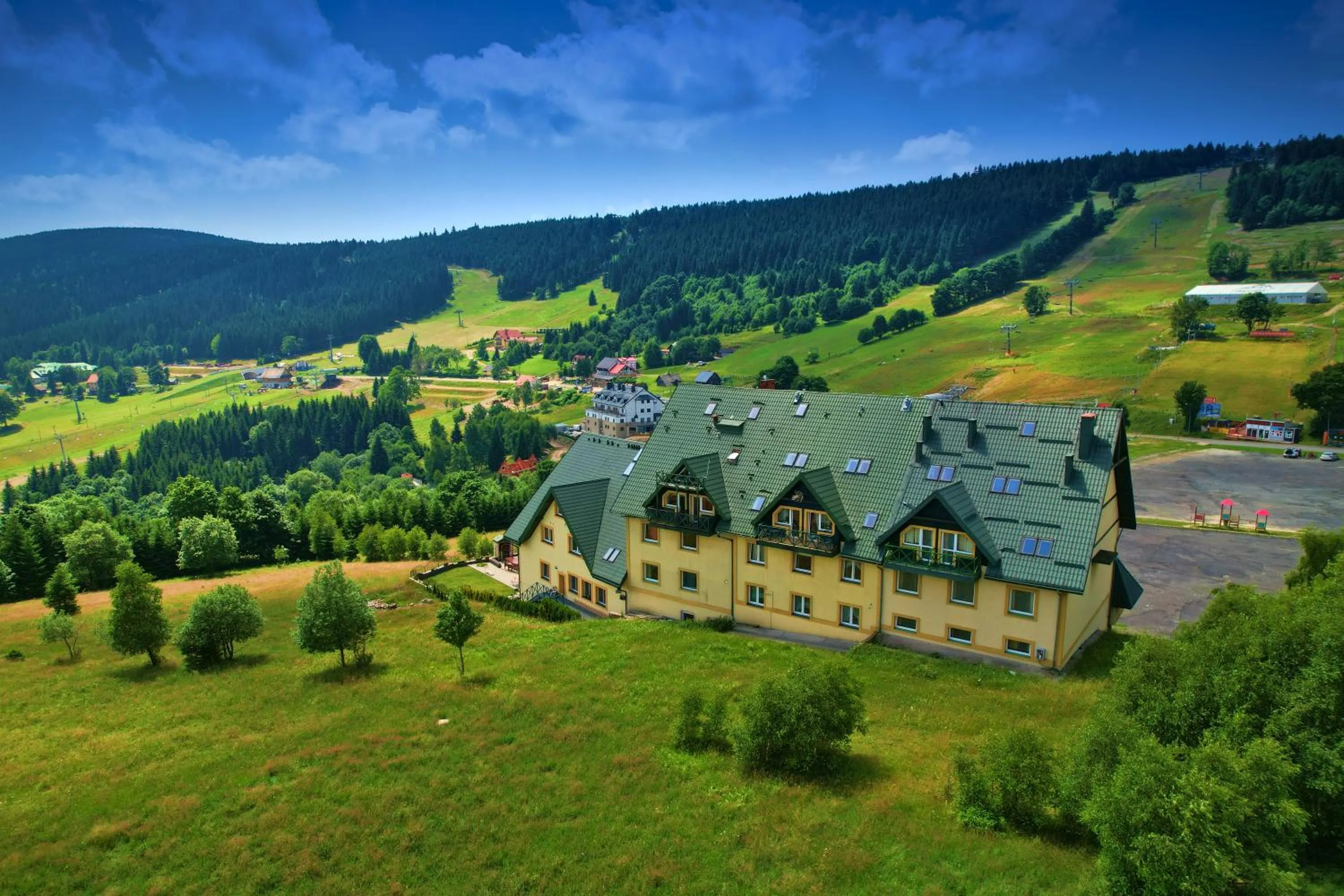 Property building in Agal Zieleniec