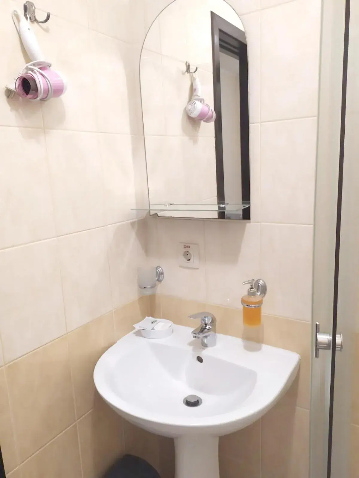 Superior Double Room in Breeze Hotel Superior Double Room in Breeze Hotel