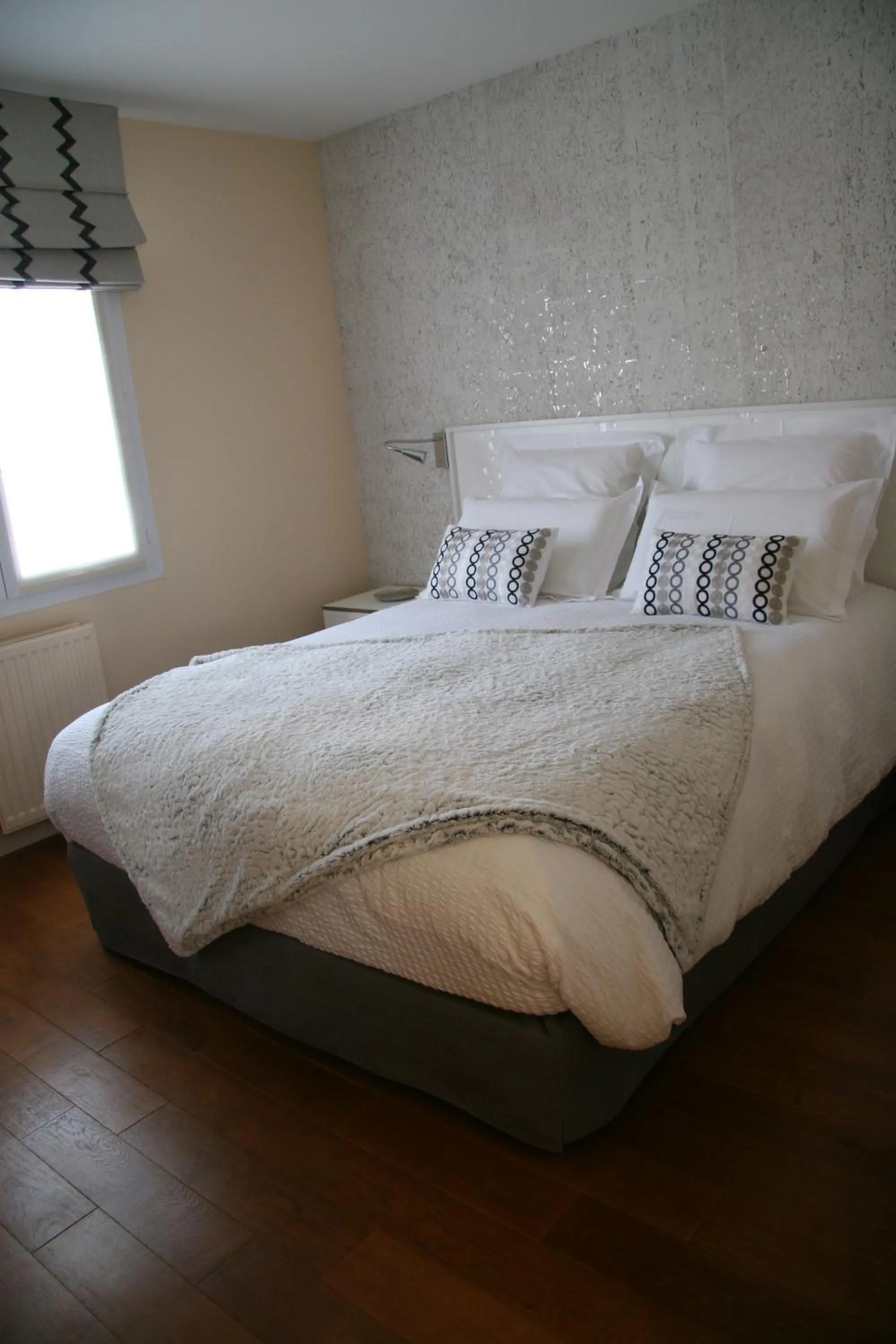 Bed in Les Suites Champenoises