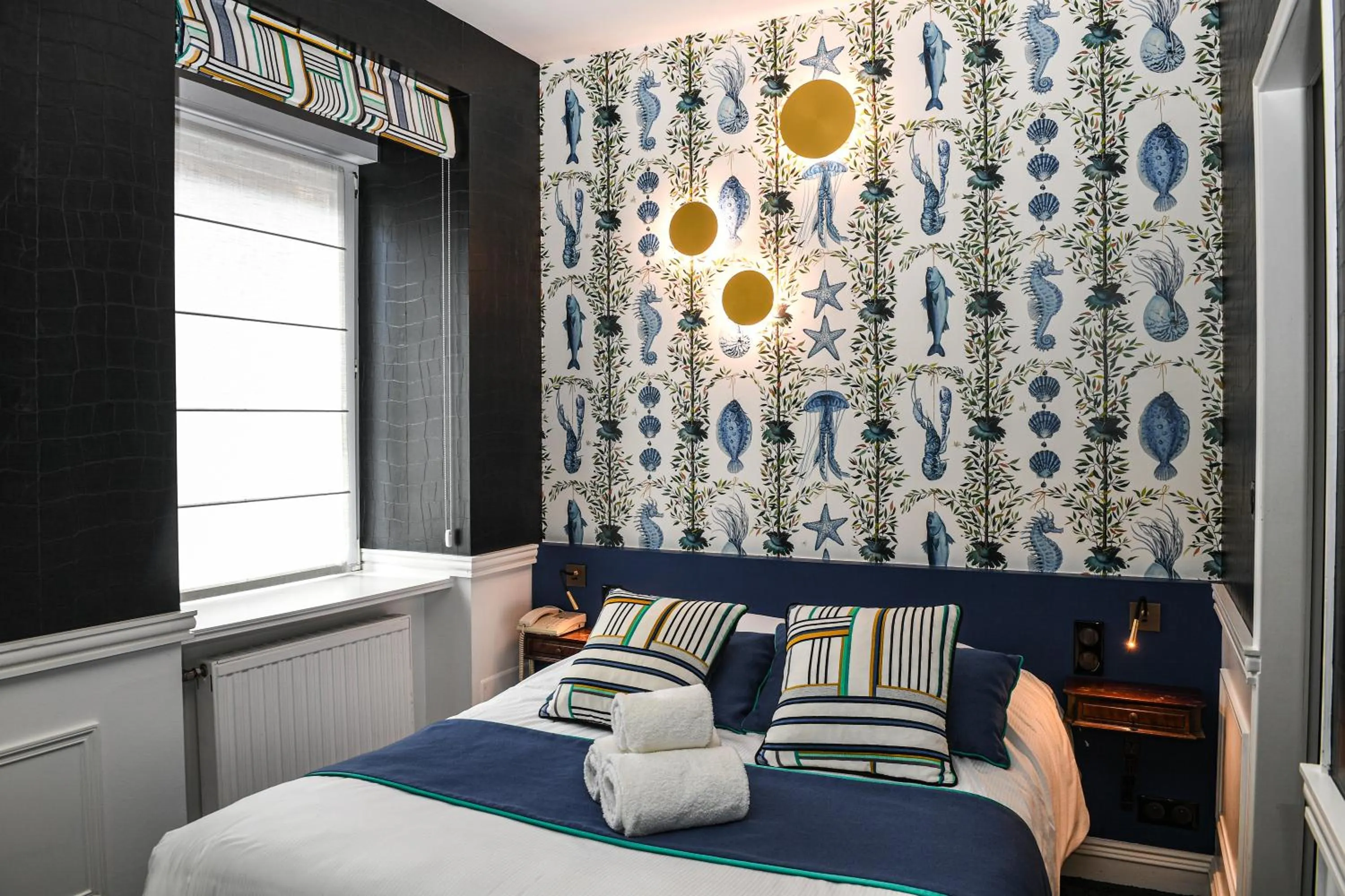 Photo of the whole room, Bed in Hotel K'Loys