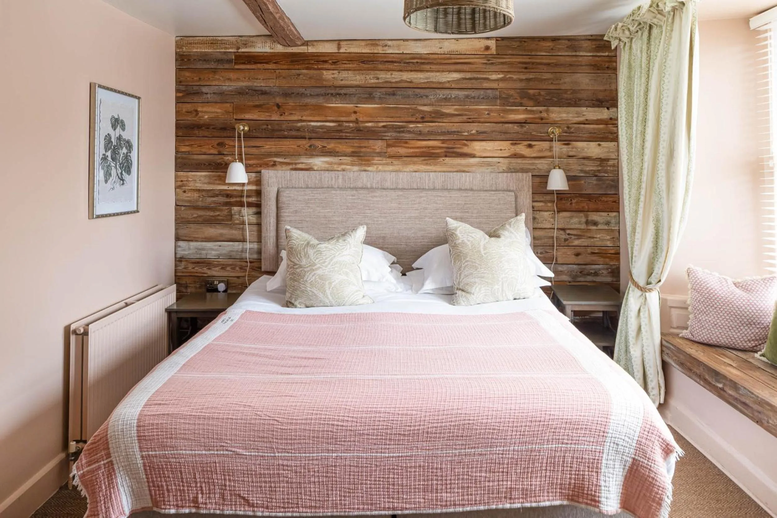 Bed in The Stag at Stow