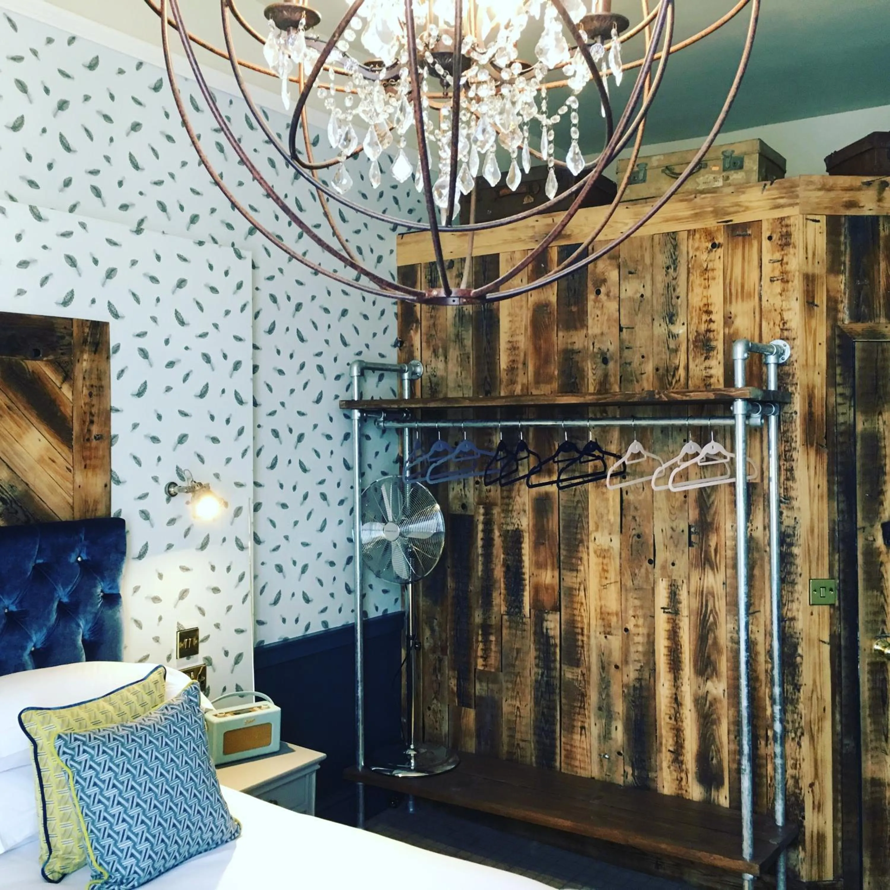 Photo of the whole room in The Stag at Stow