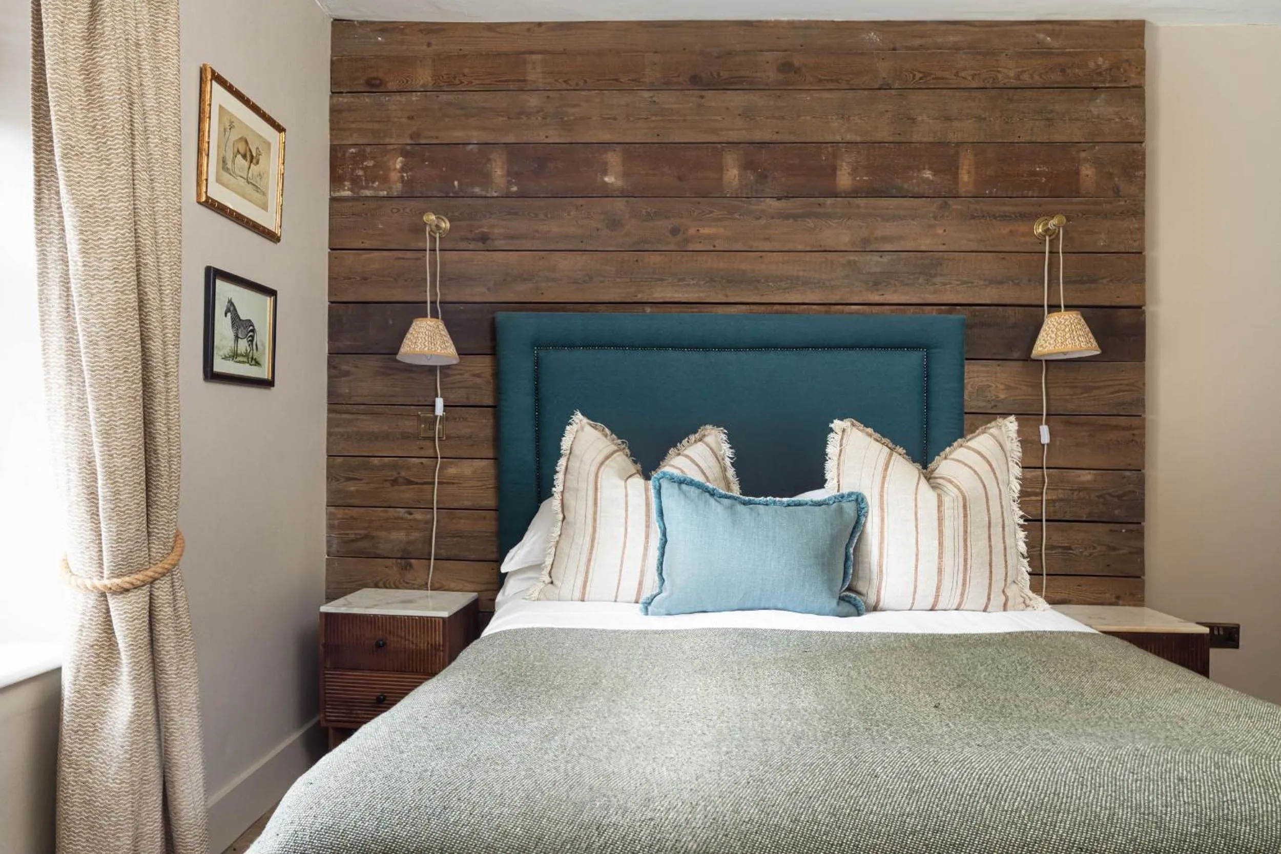 Bed in The Stag at Stow