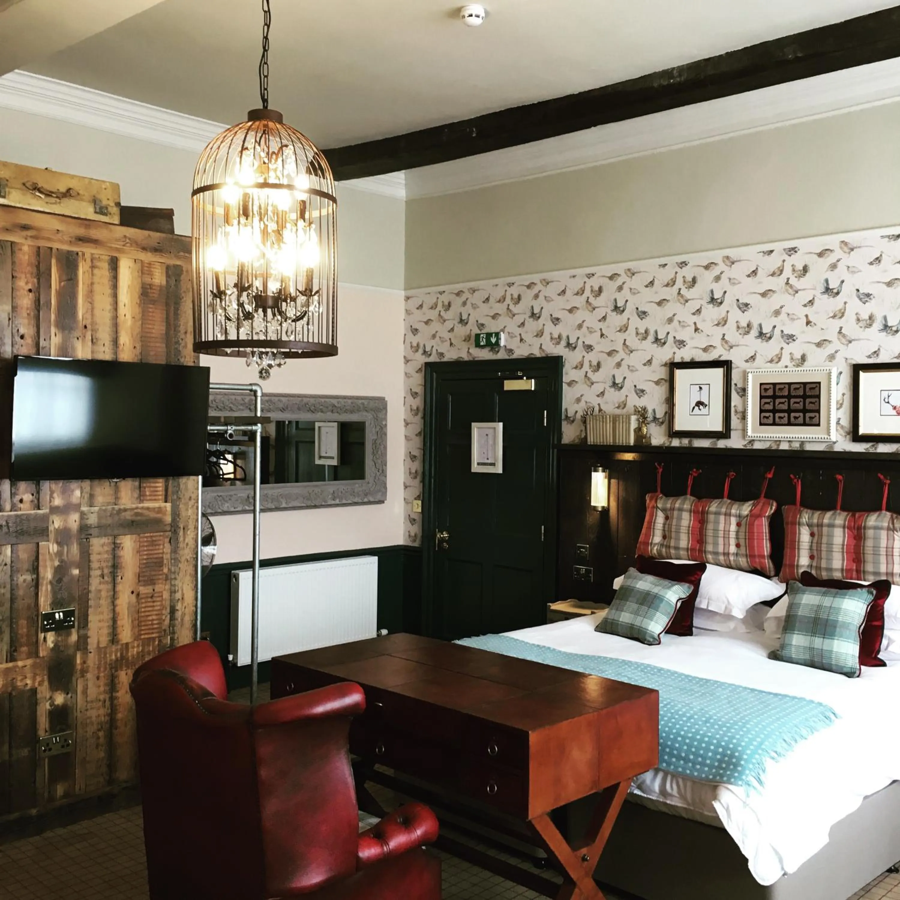 Photo of the whole room in The Stag at Stow