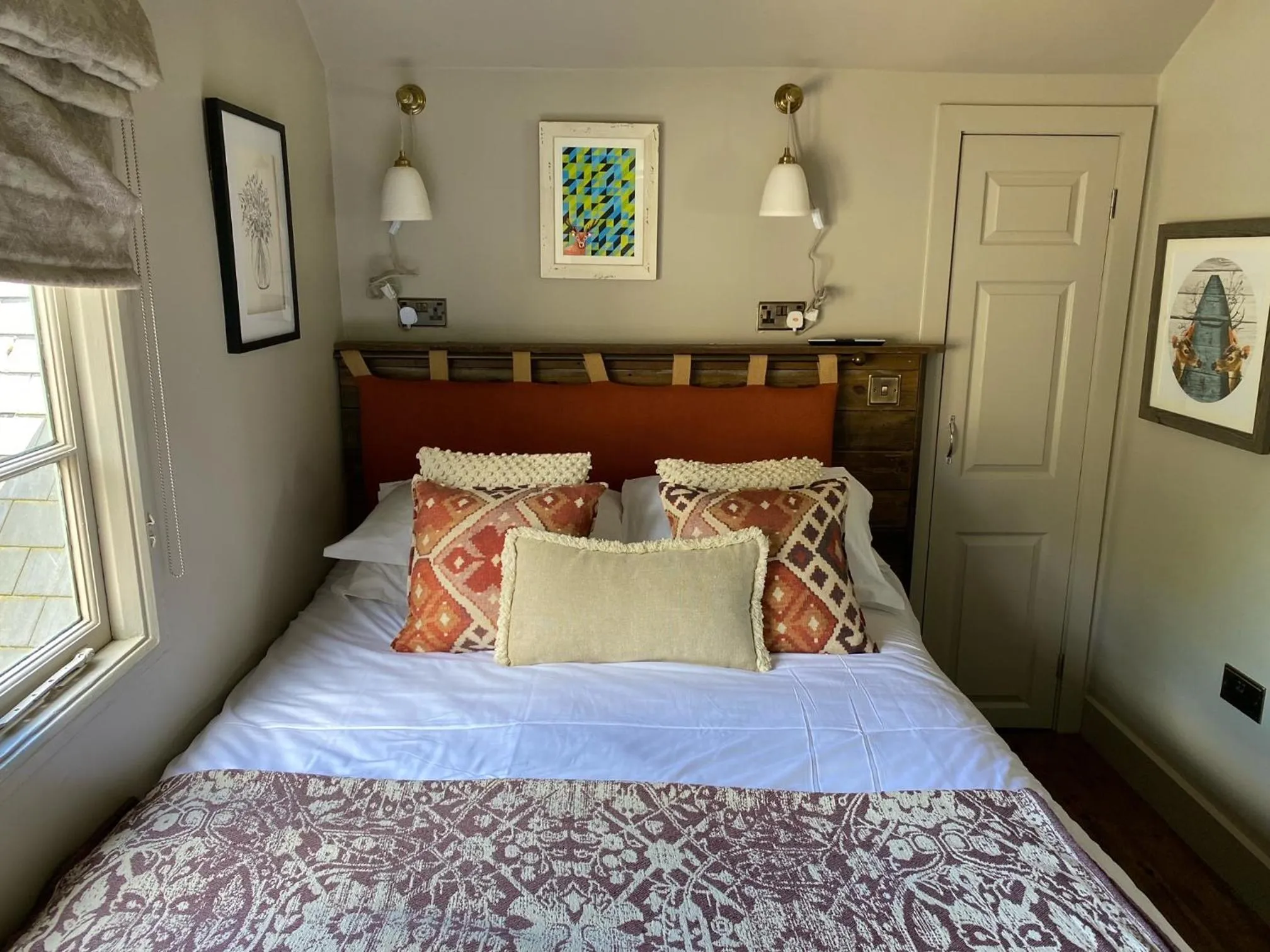 Bed in The Stag at Stow