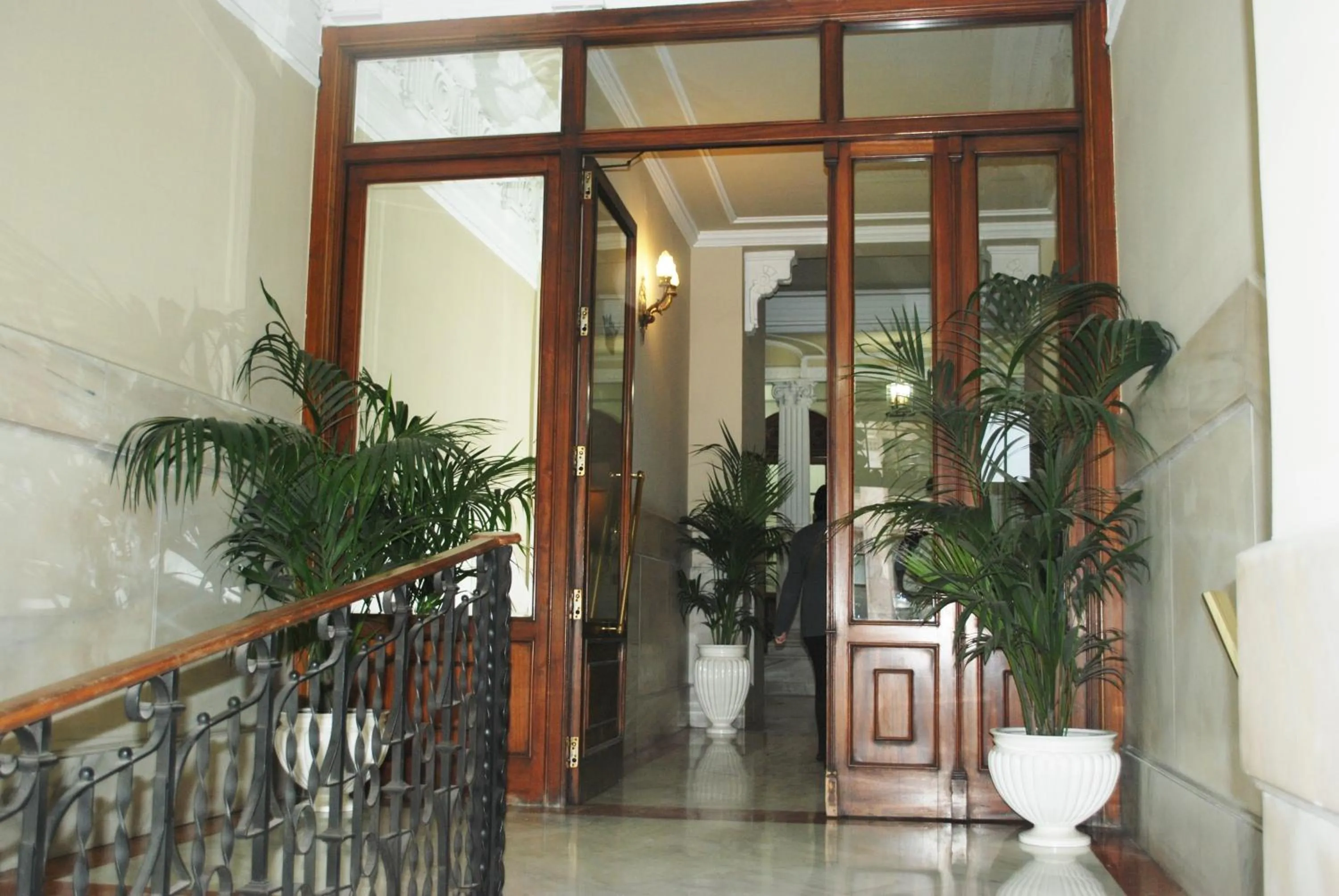 Facade/entrance in Hostal Galaico