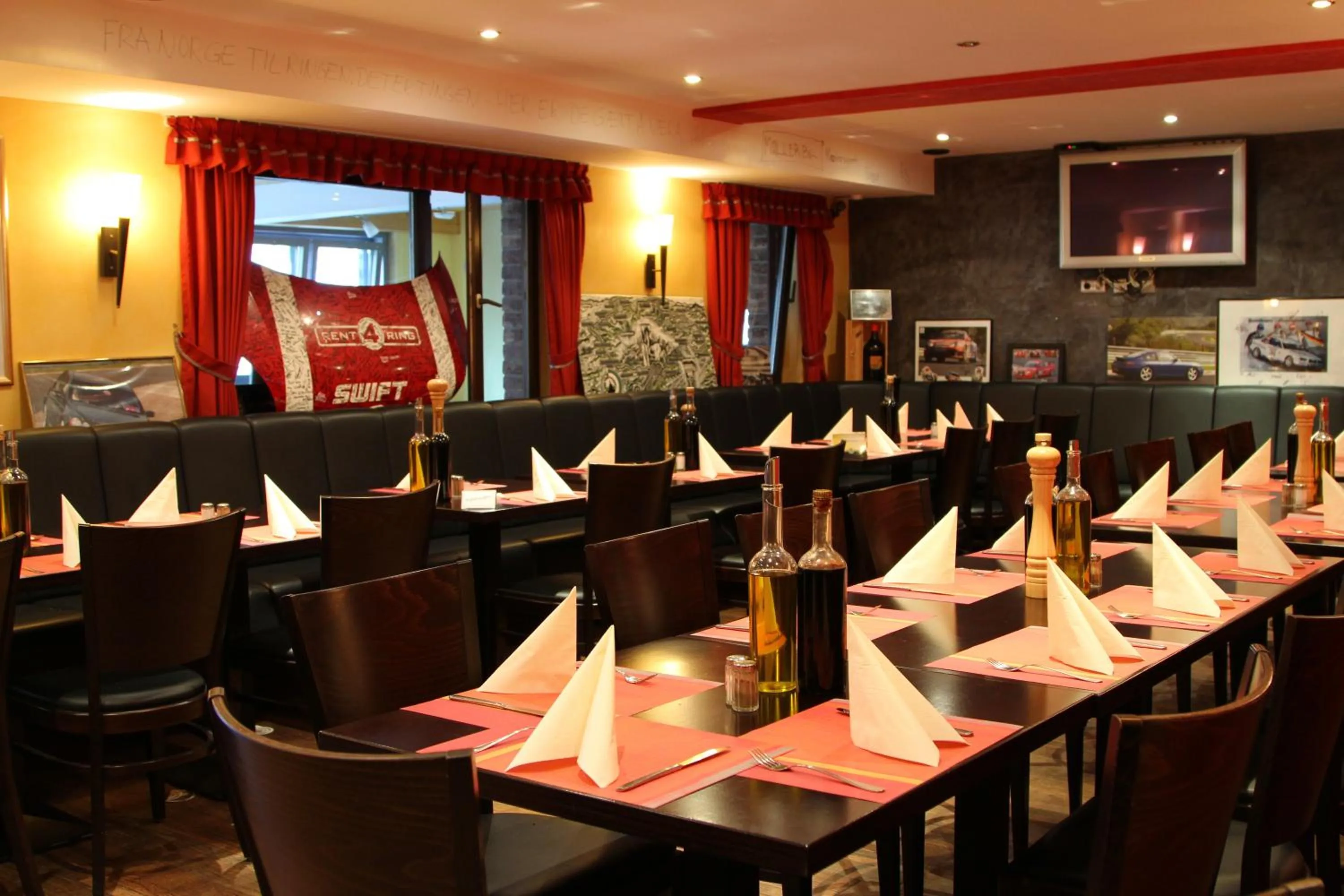 Restaurant/places to eat in Hotel Am Tiergarten