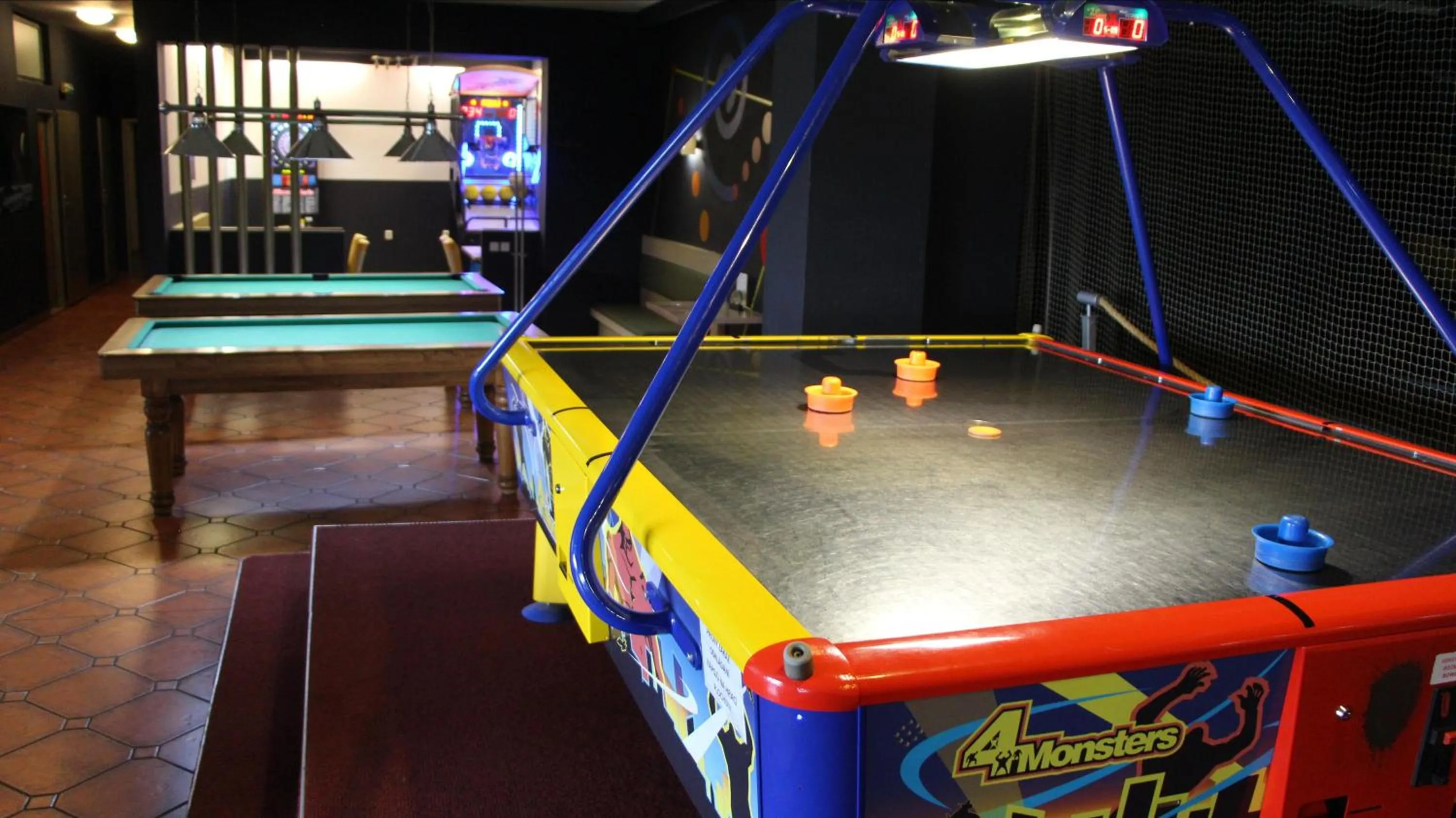 Billiard in Penzion Raketa Bowling