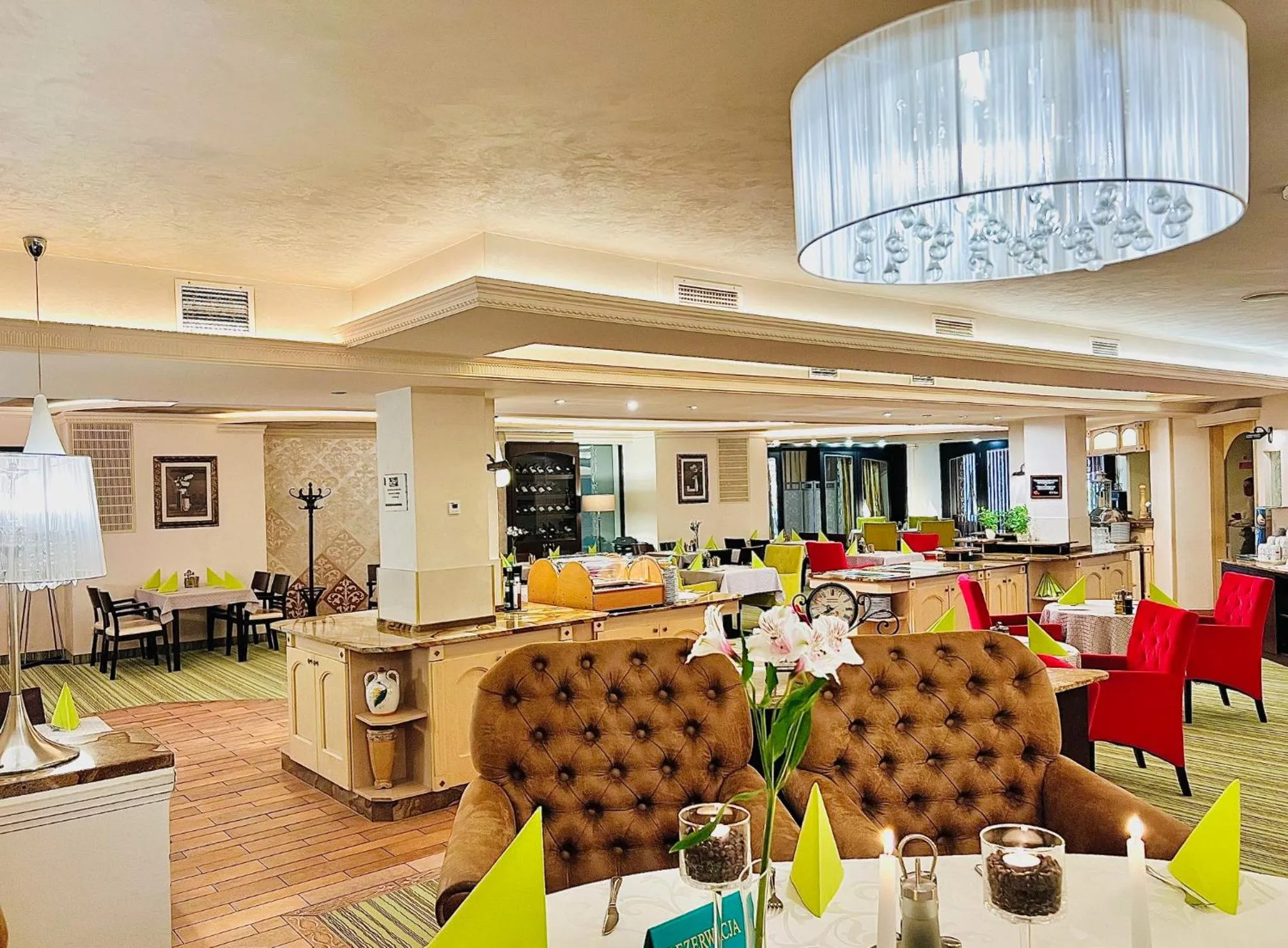 Restaurant/places to eat in Papuga Park Hotel Wellness Marrakesz & SPA