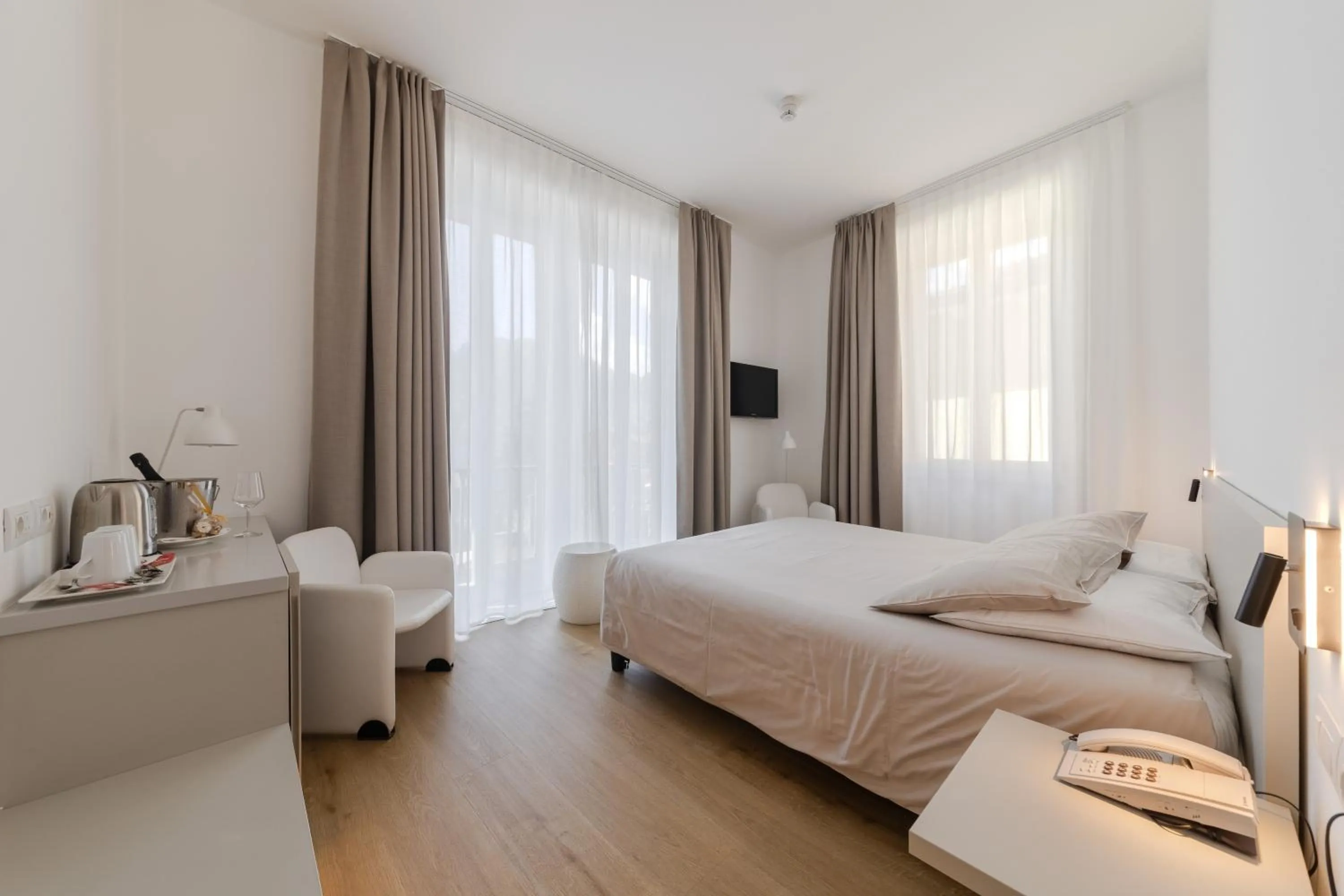 Bed in Hotel Lago Di Garda