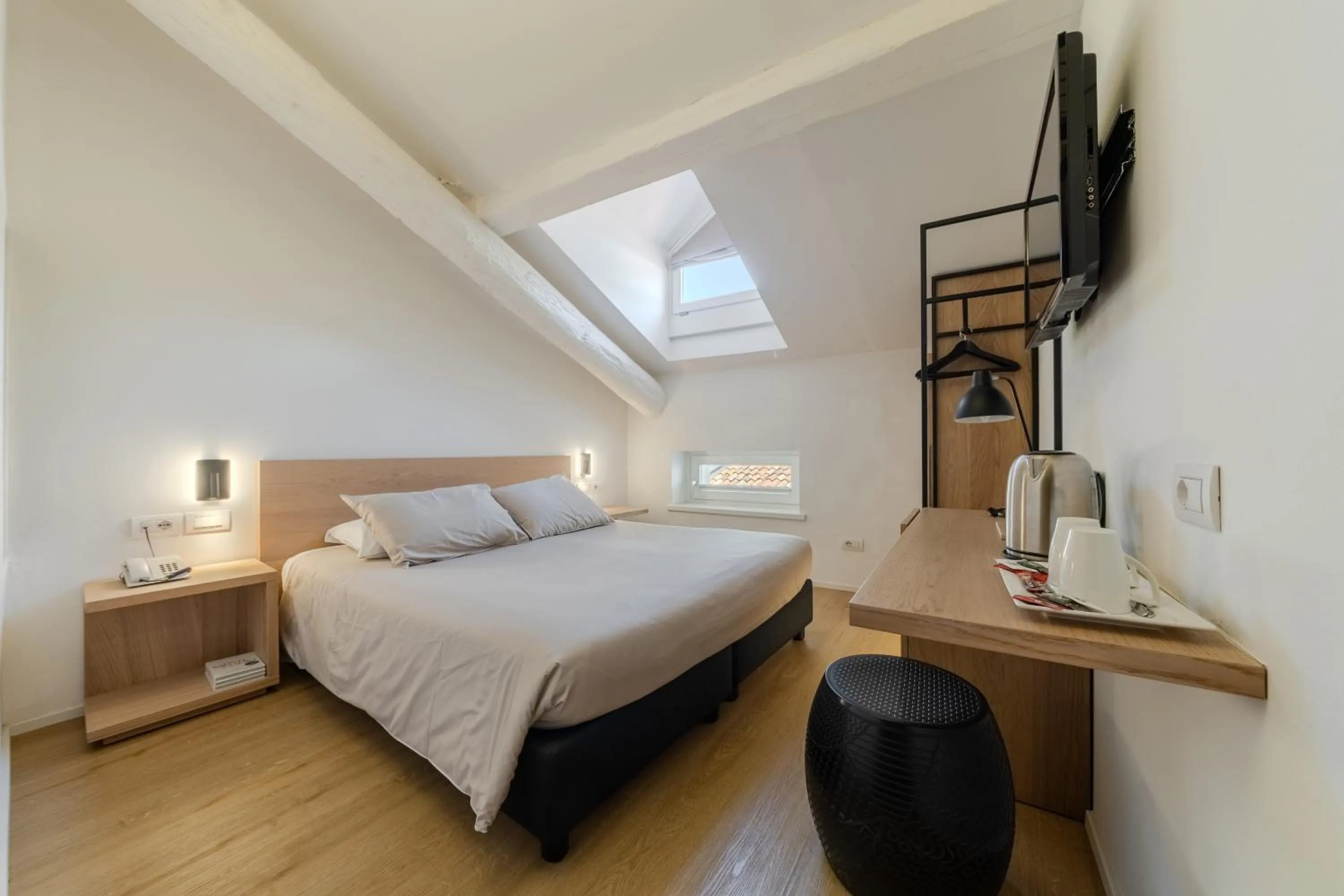 Bed in Hotel Lago Di Garda