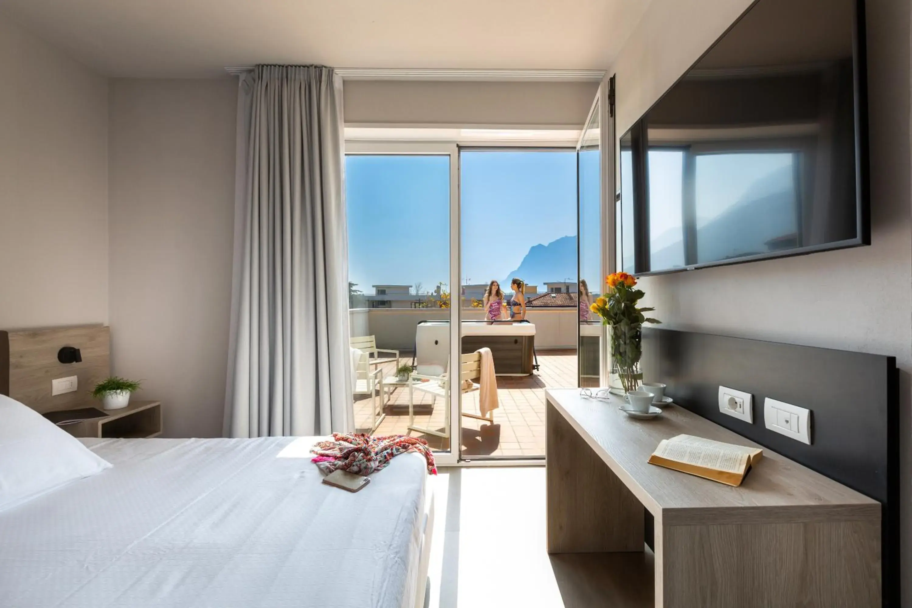 Double Room with Terrace and Jacuzzi in GoTì Hotel Double Room with Terrace and Jacuzzi in GoTì Hotel