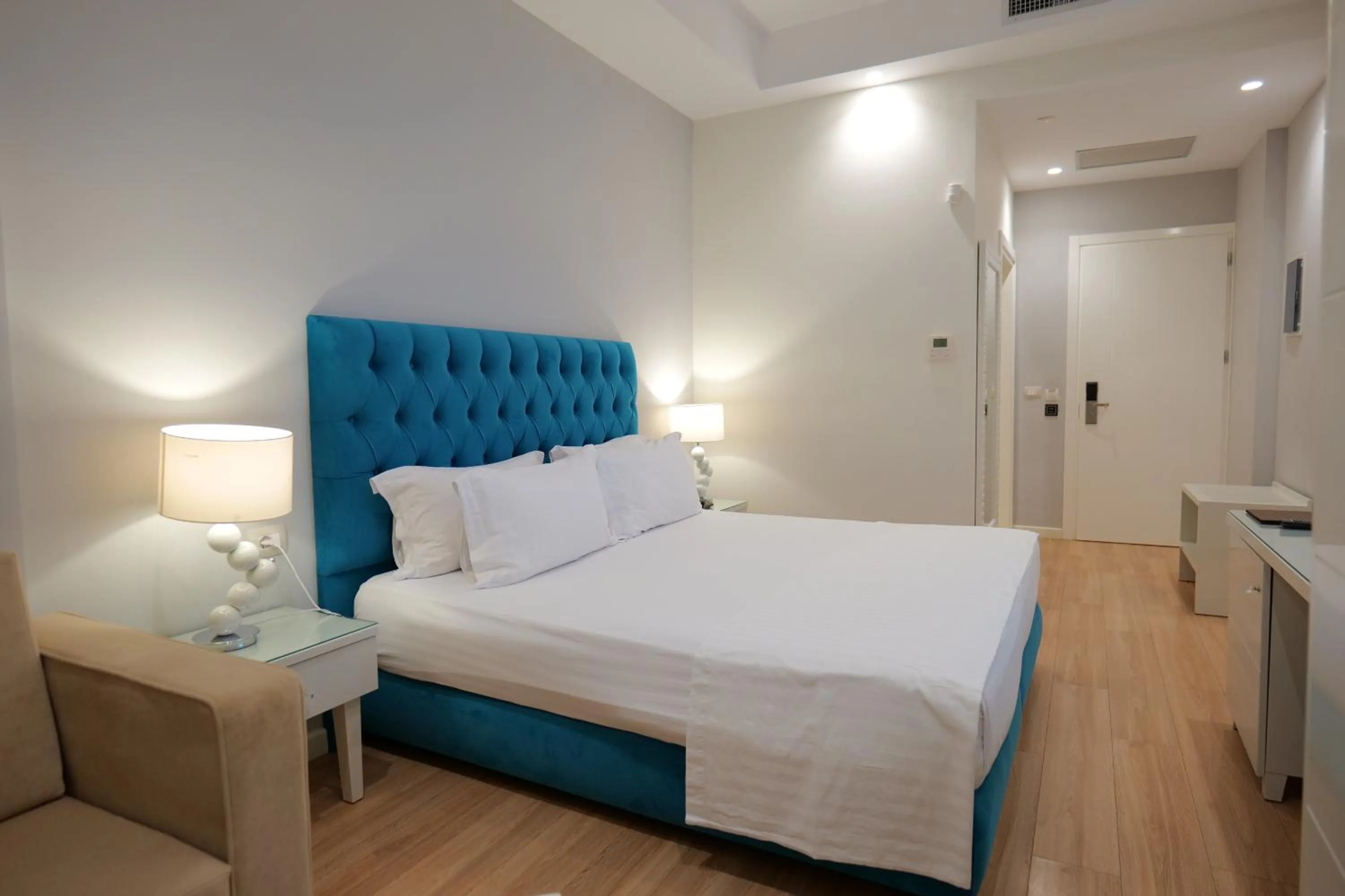 Bedroom, Bed in Hotel Luxury