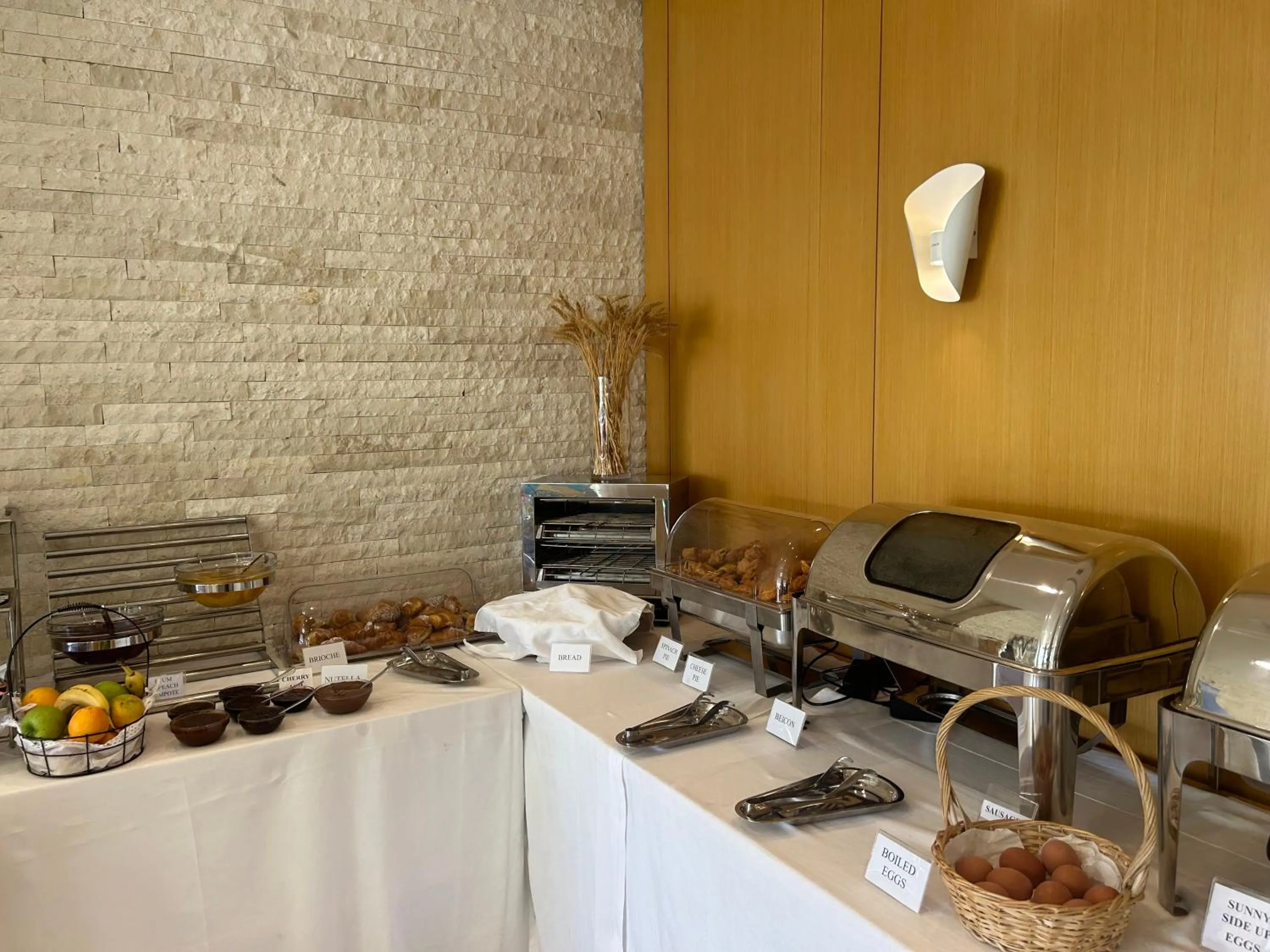 Buffet breakfast in Hotel Luxury
