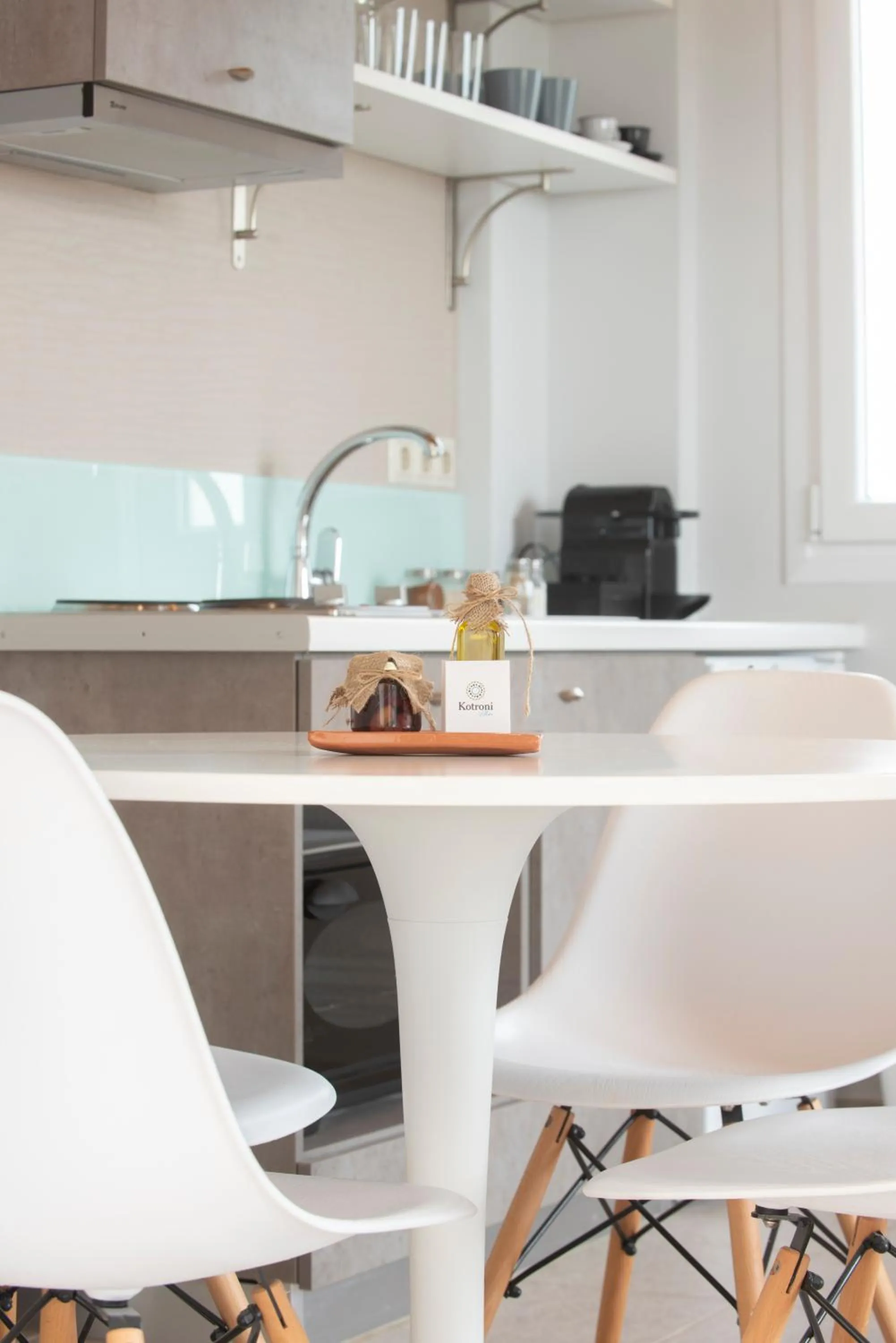 Coffee/tea facilities in Kotroni Villas