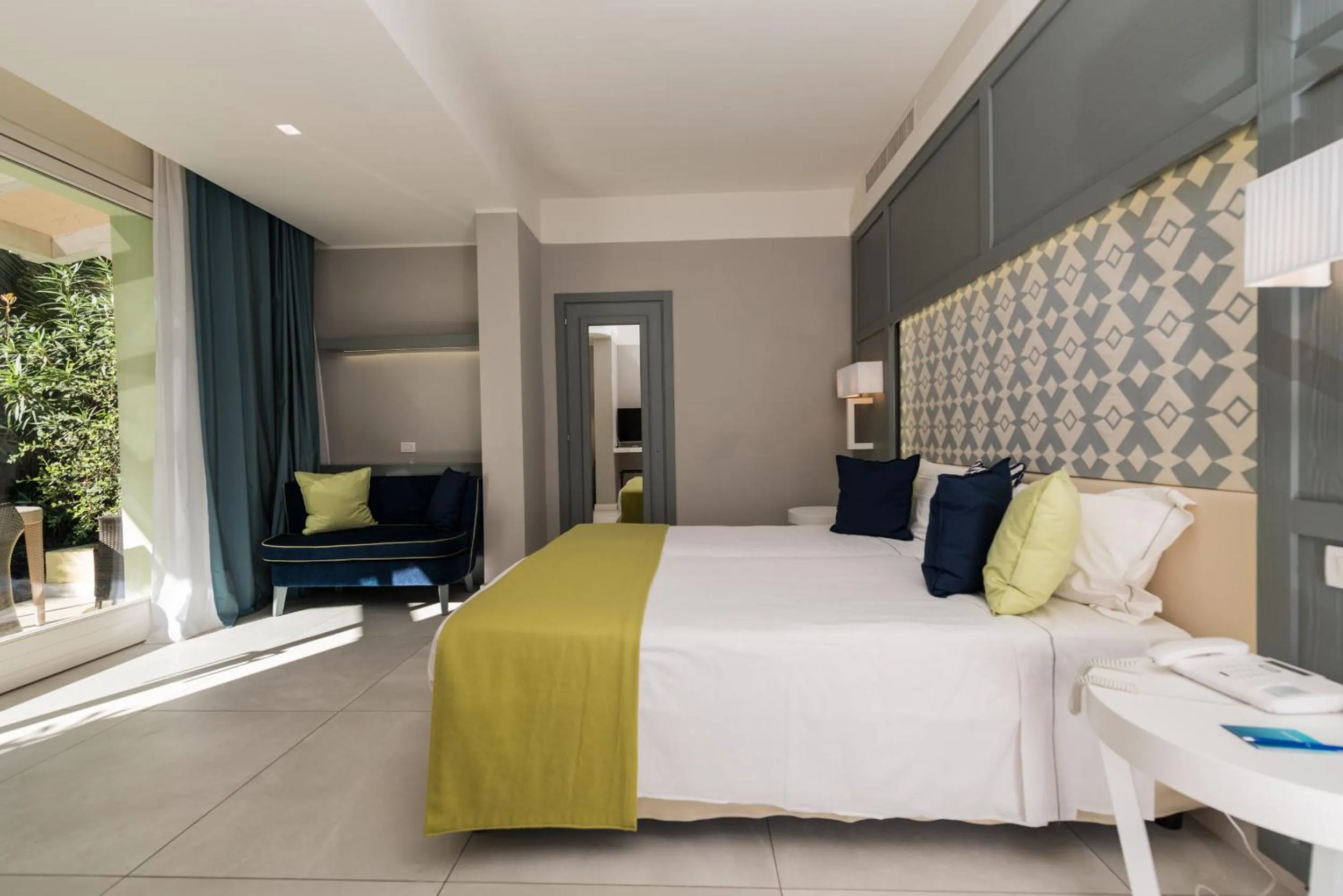 Bed in Forte Village Resort - Pineta