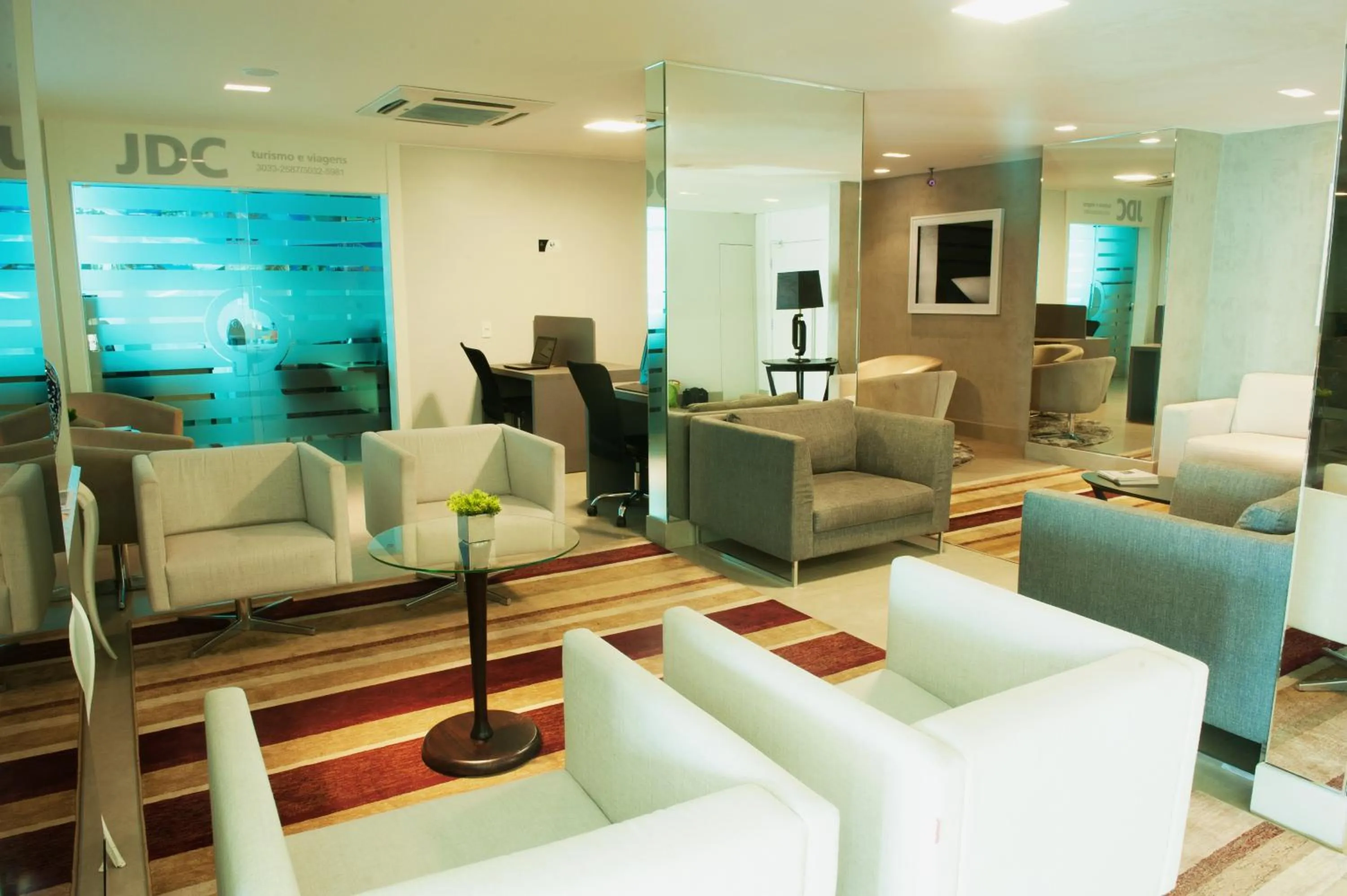 Lobby or reception in Planalto Bittar Hotel e Eventos