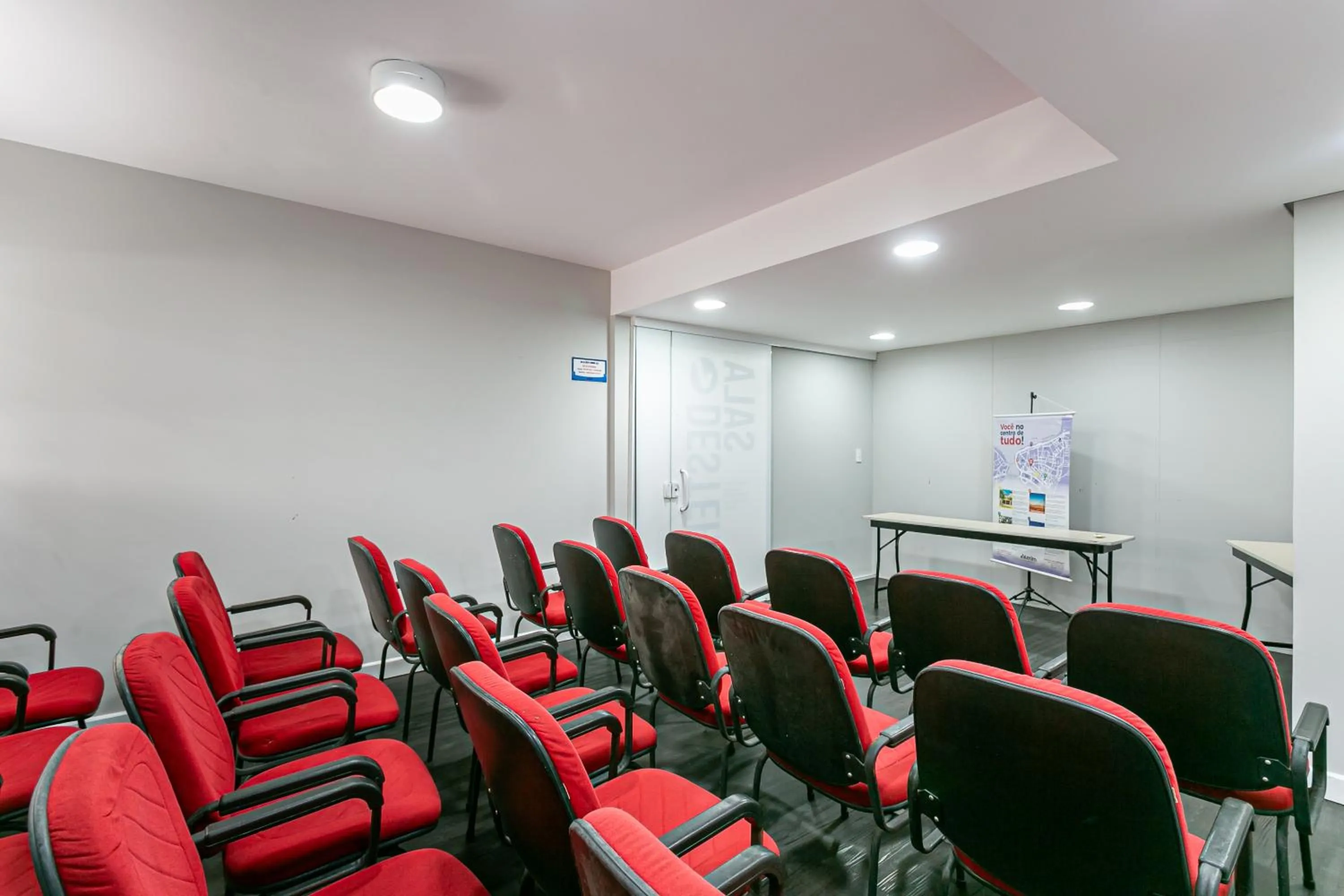 Meeting/conference room in Valerim Florianópolis