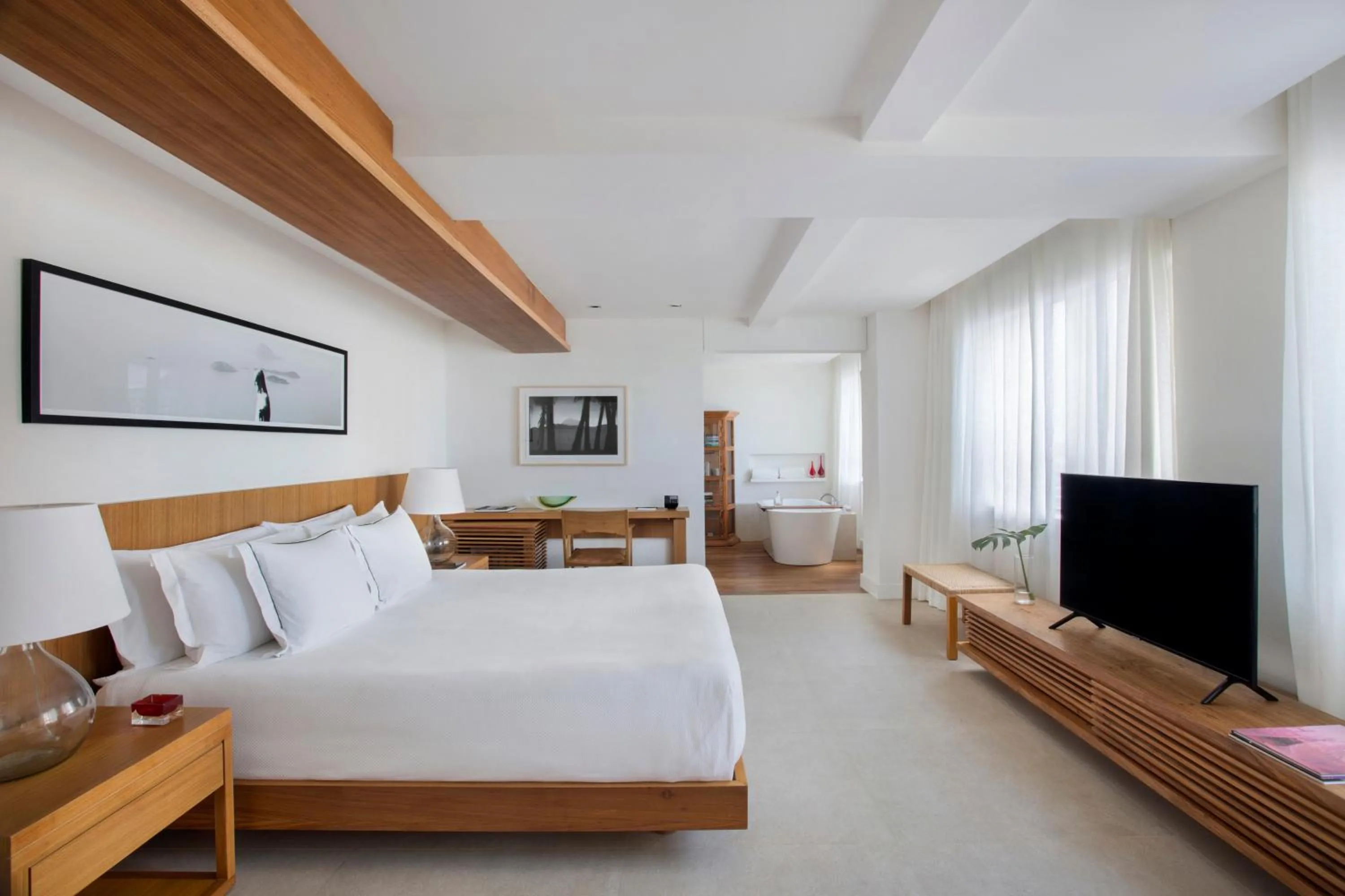 Bed in JANEIRO Hotel