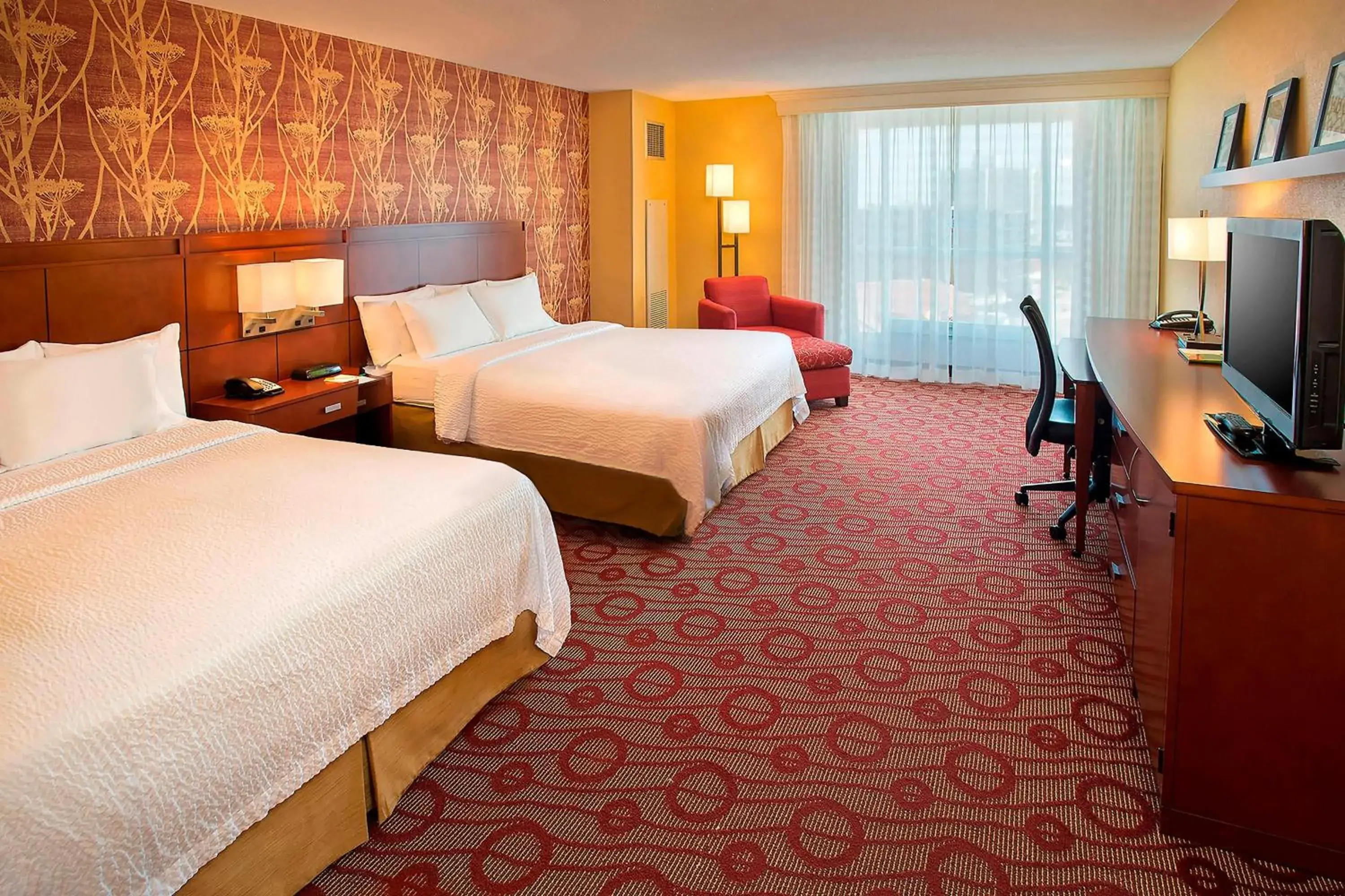 Queen Room with Two Queen Beds in Courtyard by Marriott Niagara Falls Queen Room with Two Queen Beds in Courtyard by Marriott Niagara Falls