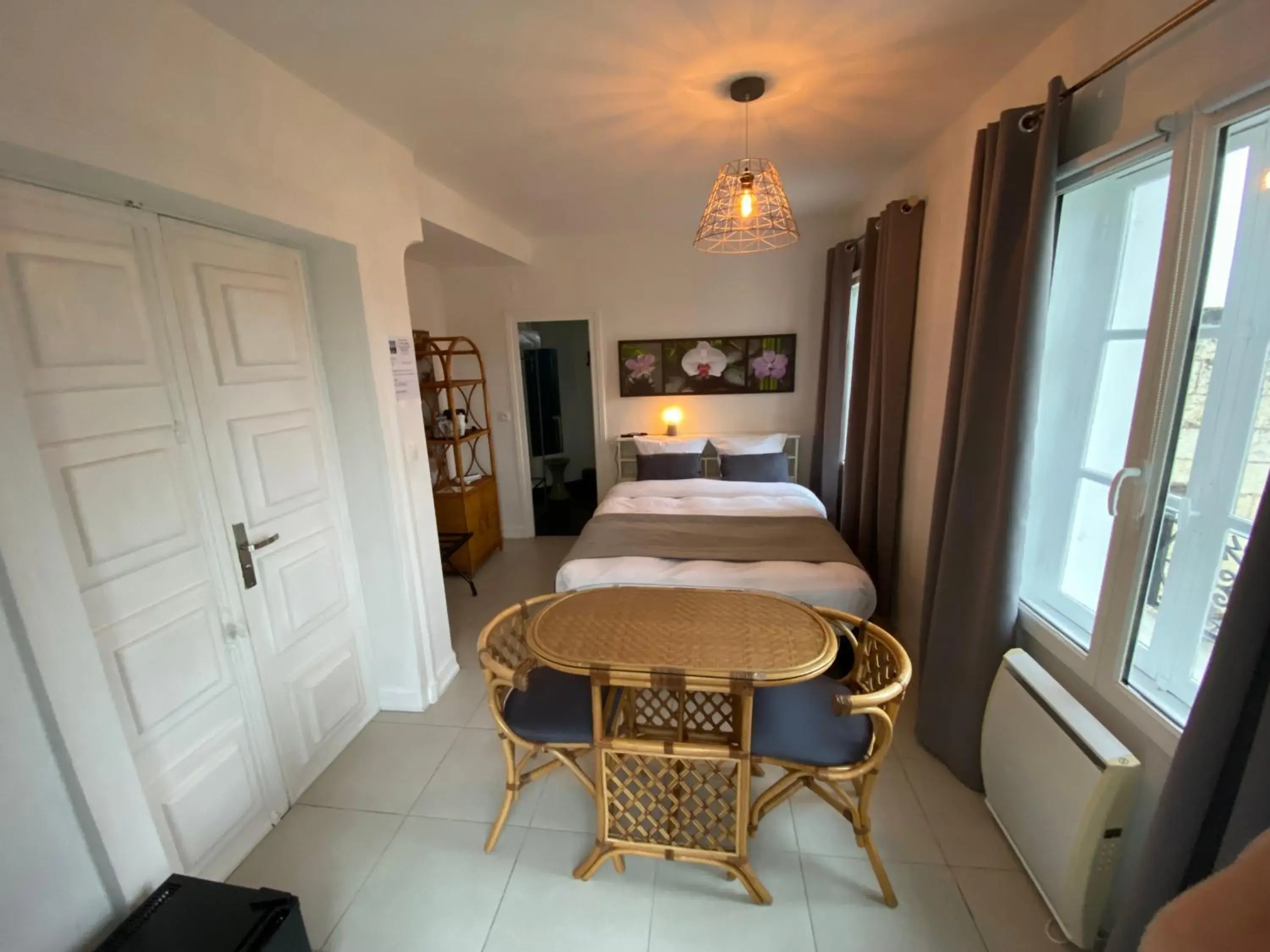 Double Room with Terrace in Les Rives du Cher - Chambres d'hôtes Double Room with Terrace in Les Rives du Cher - Chambres d'hôtes