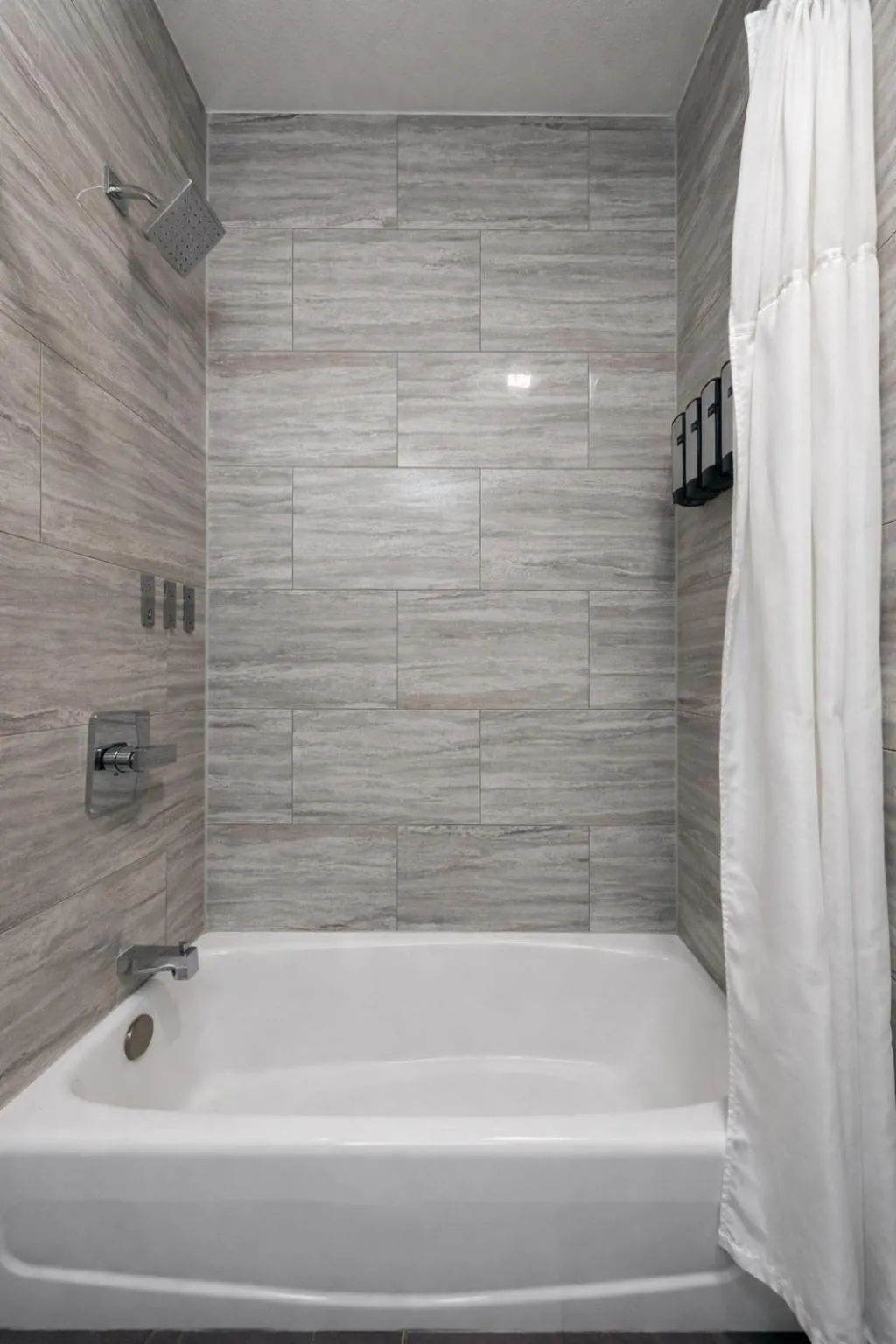 Shower in Fisherman's Cove Inn