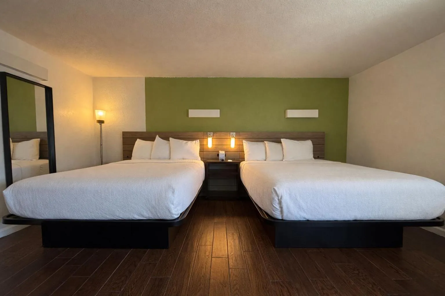 Bedroom, Bed in Fisherman's Cove Inn