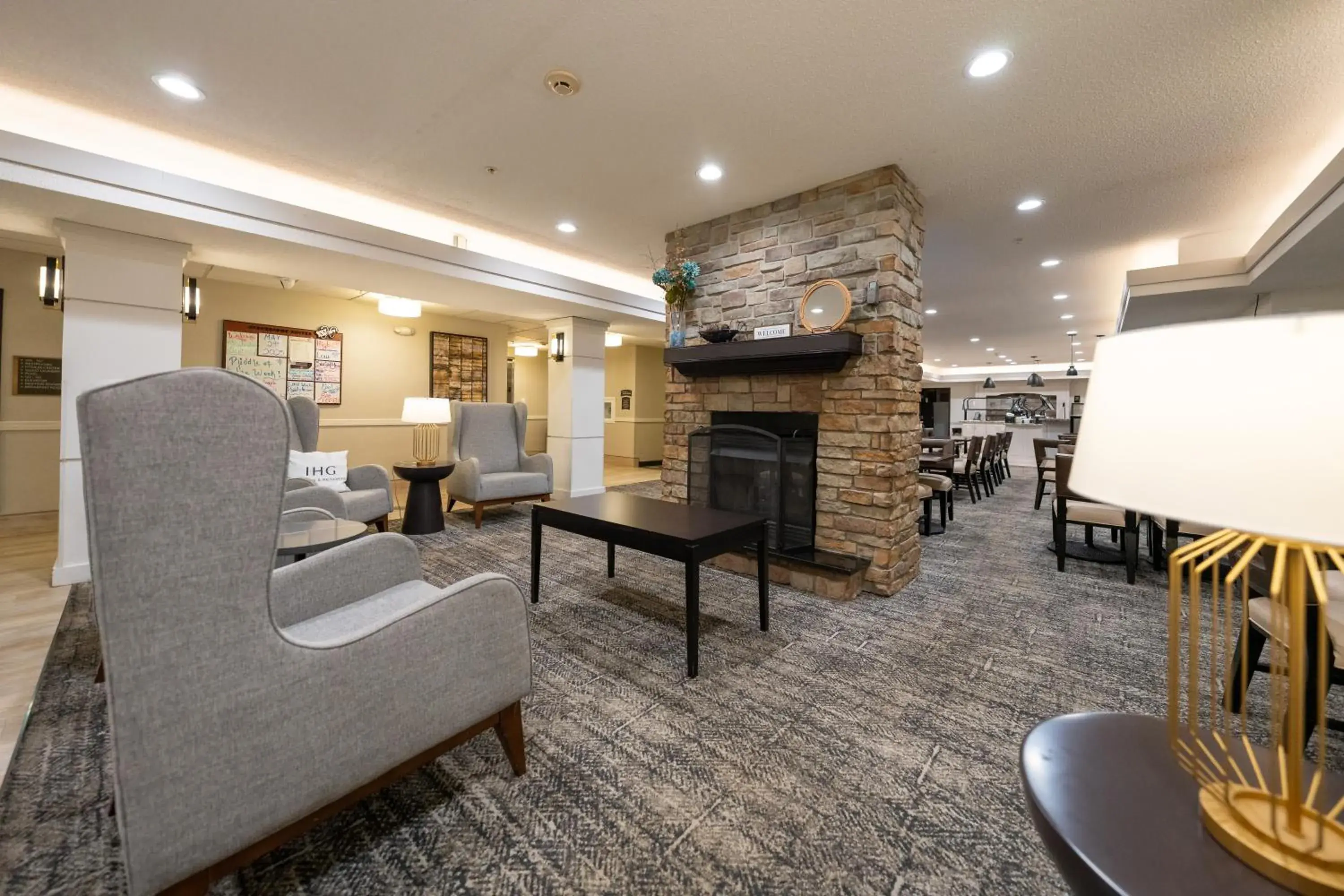 Lobby or reception in Staybridge Suites Columbia-Highway 63 & I-70 by IHG Lobby or reception in Staybridge Suites Columbia-Highway 63 & I-70 by IHG