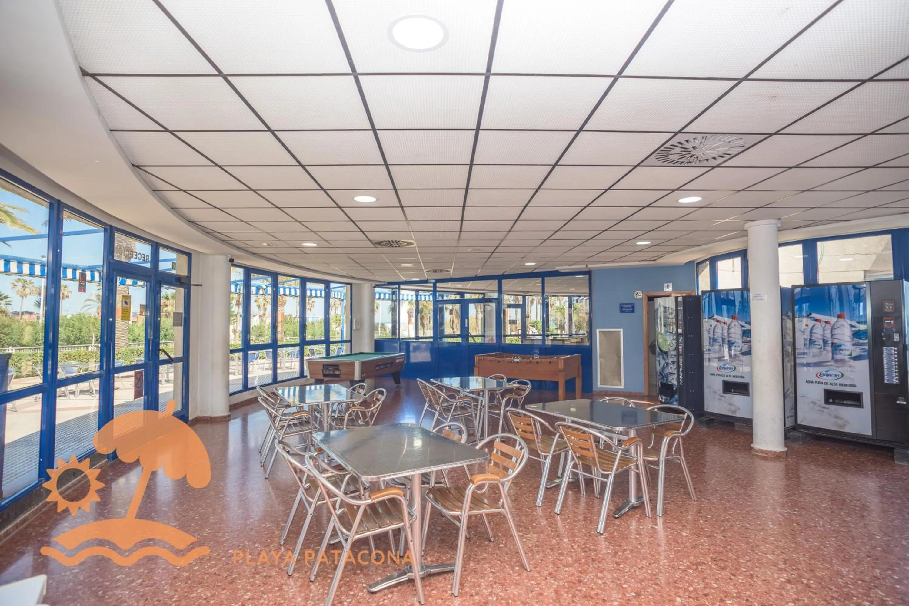 Lounge or bar in Patacona Resort Apartments Primera Linea