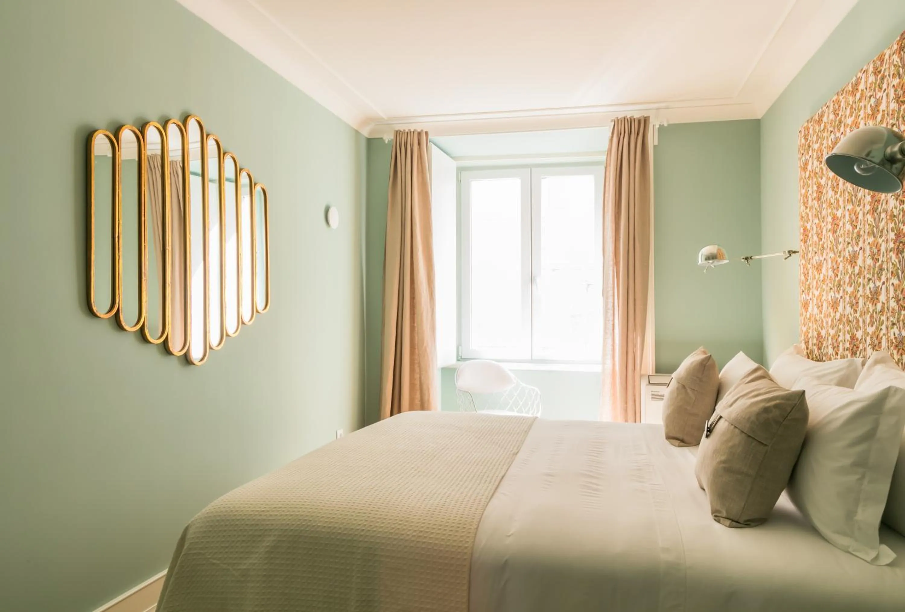 Day, Bed in Almaria - Ex Libris Apartments | Chiado
